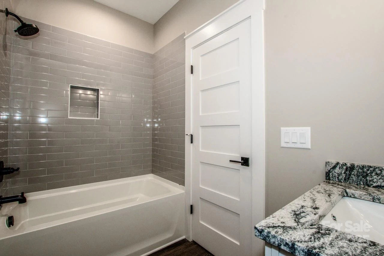 110 Emmaline Court - Photo 32