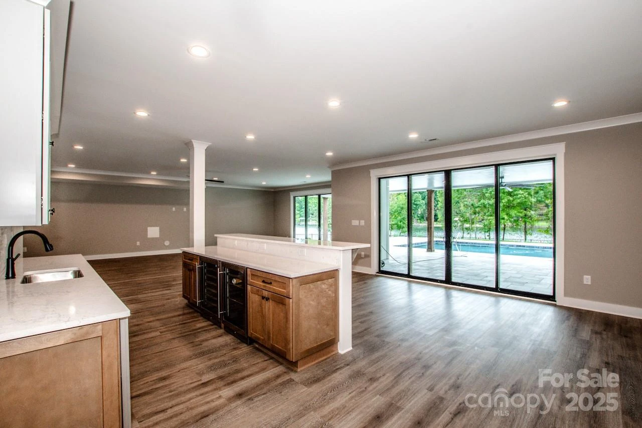 110 Emmaline Court - Photo 34