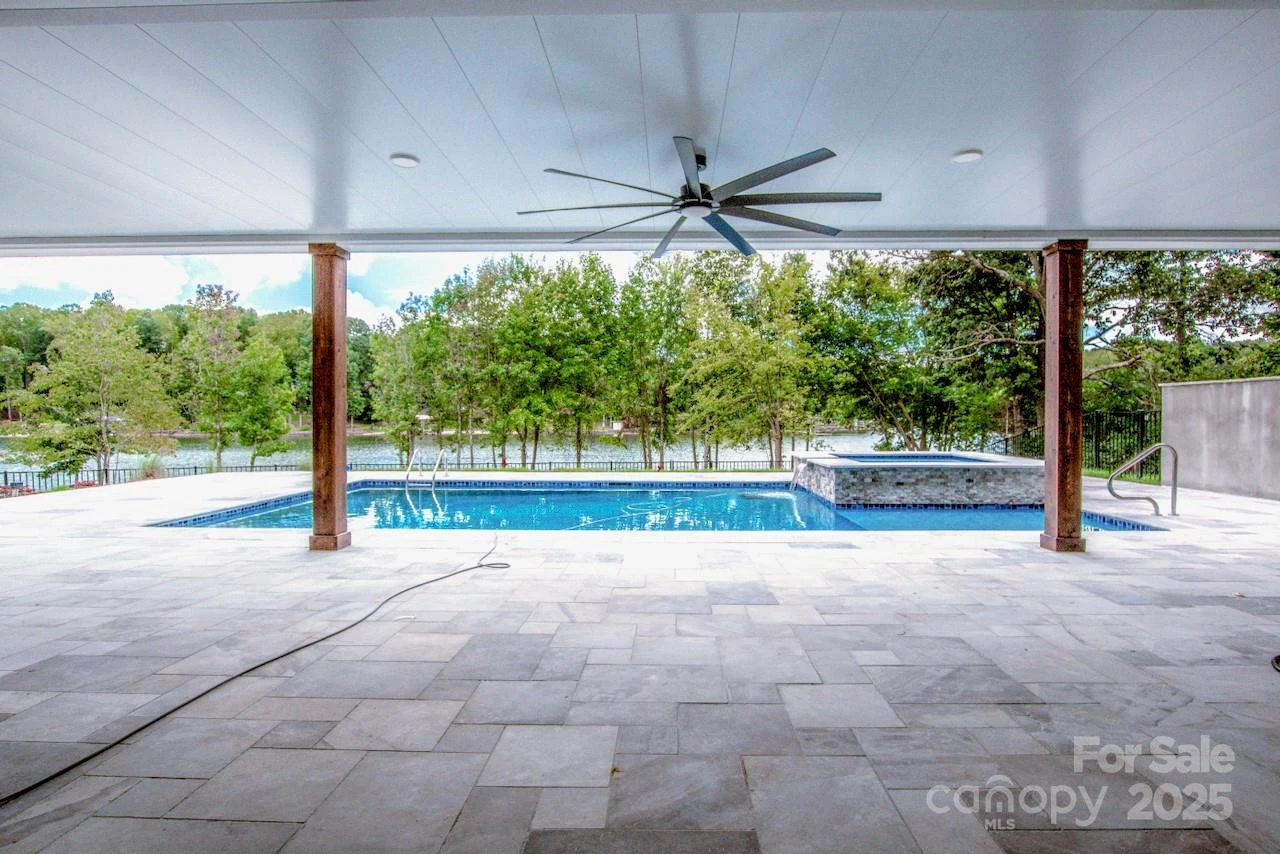 110 Emmaline Court - Photo 39