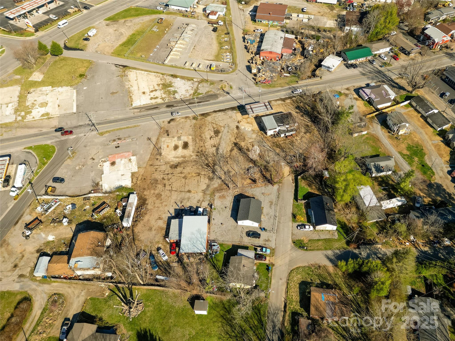 1727 Main Street - Photo 2