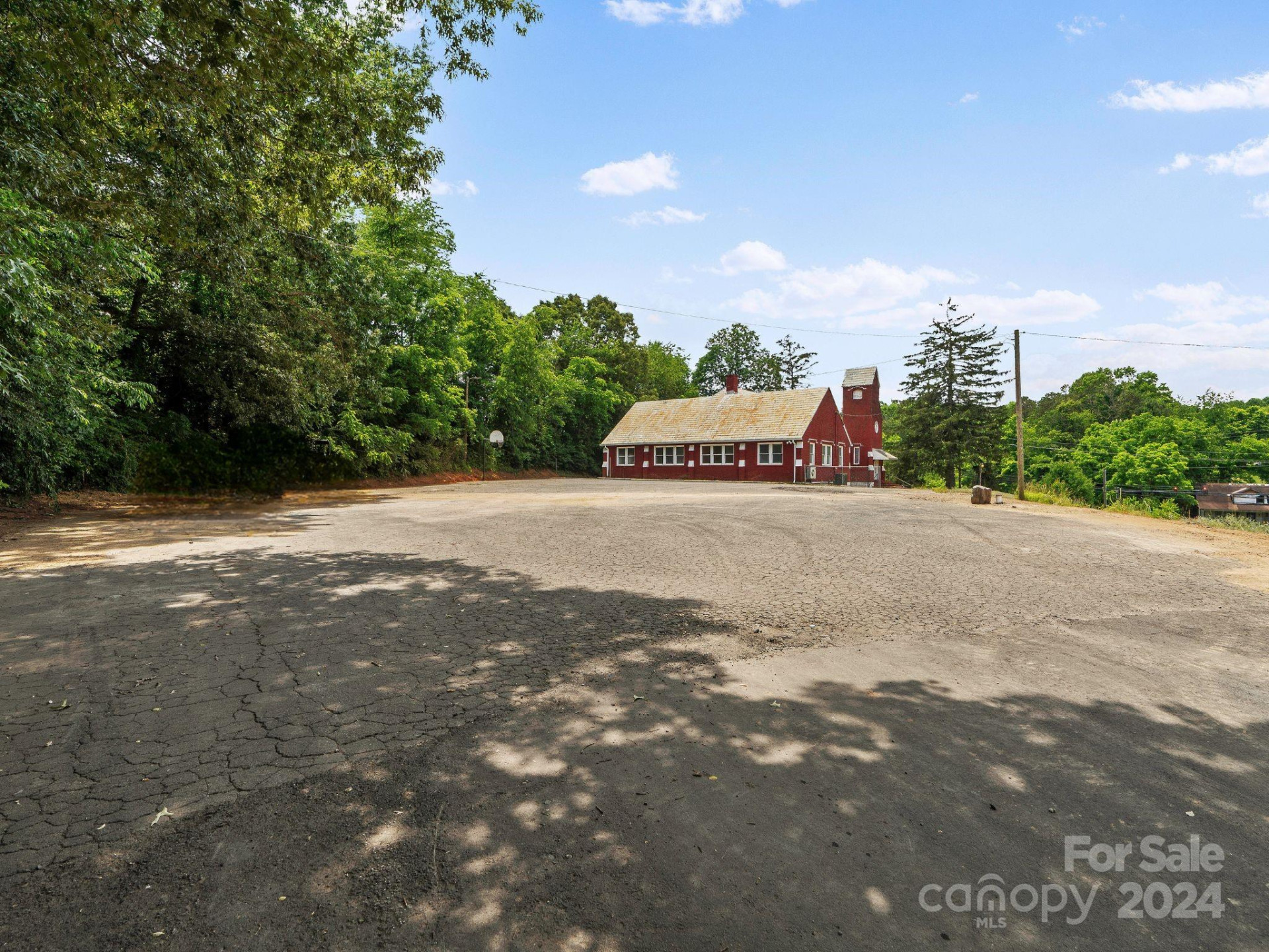 2755 New Leicester Highway - Photo 3