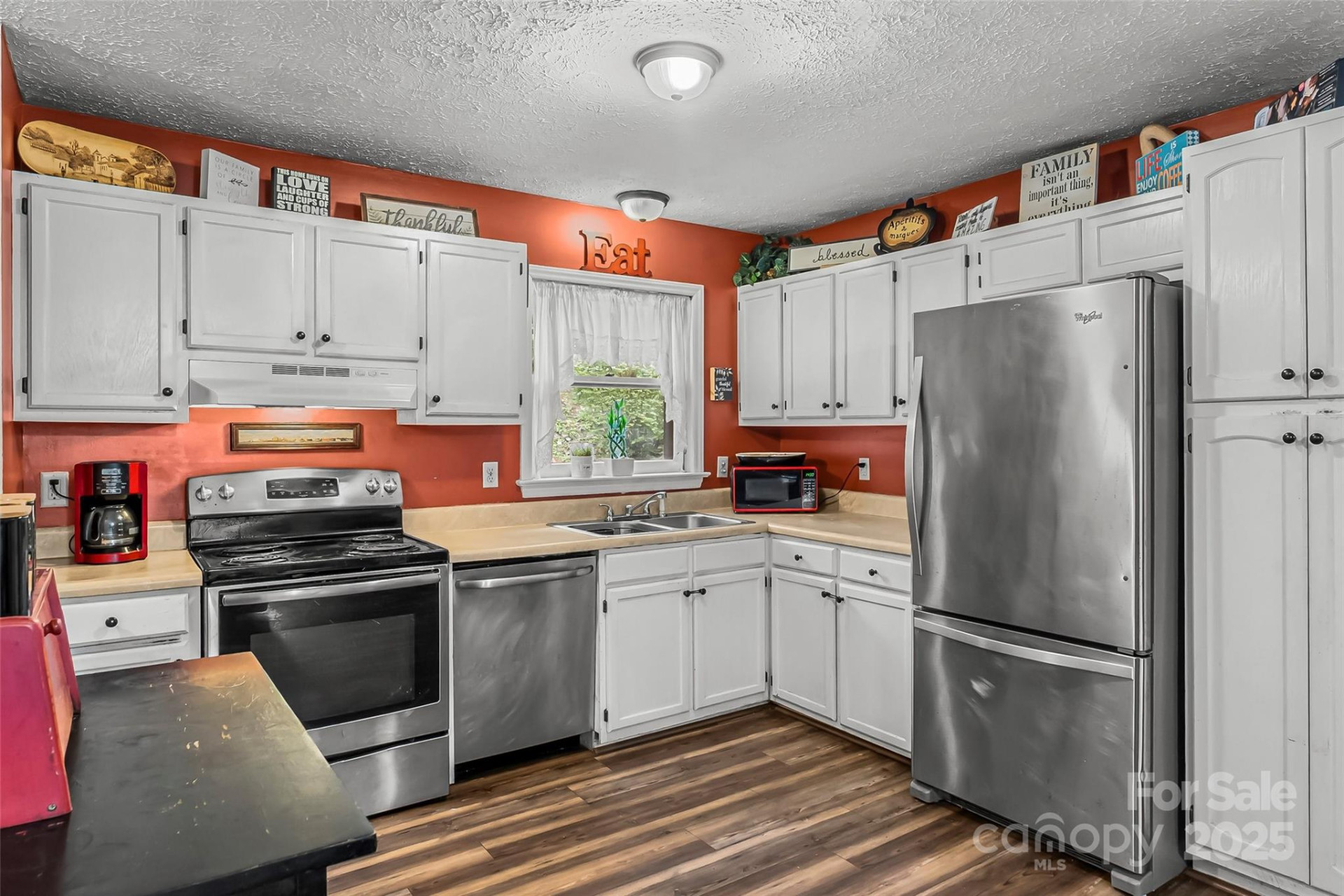 218 Davis Drive - Photo 4
