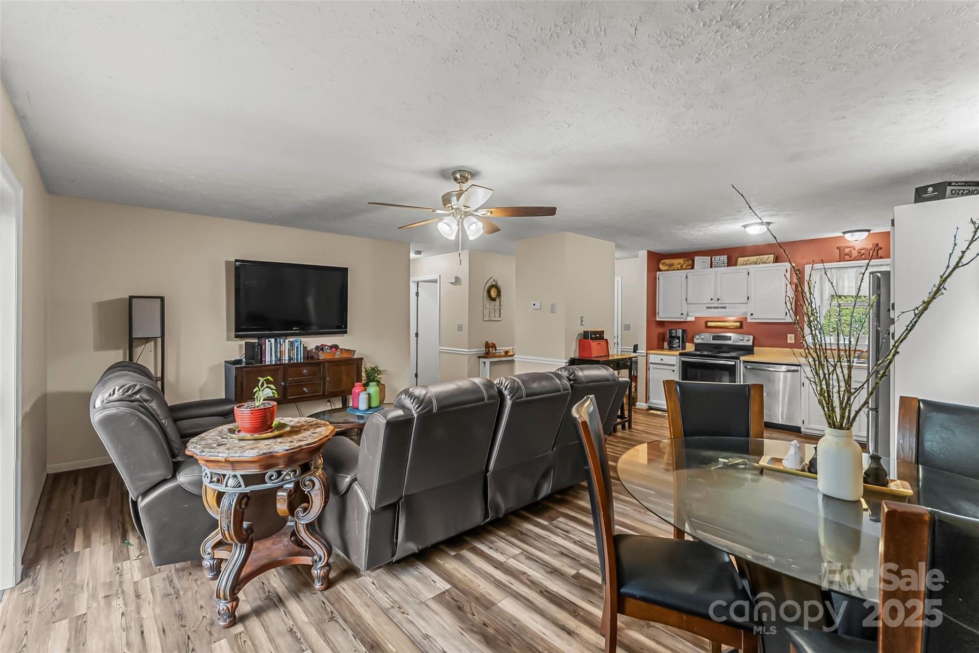 218 Davis Drive - Photo 5