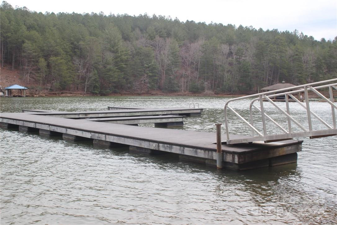 110 Twin Cove Drive - Photo 4