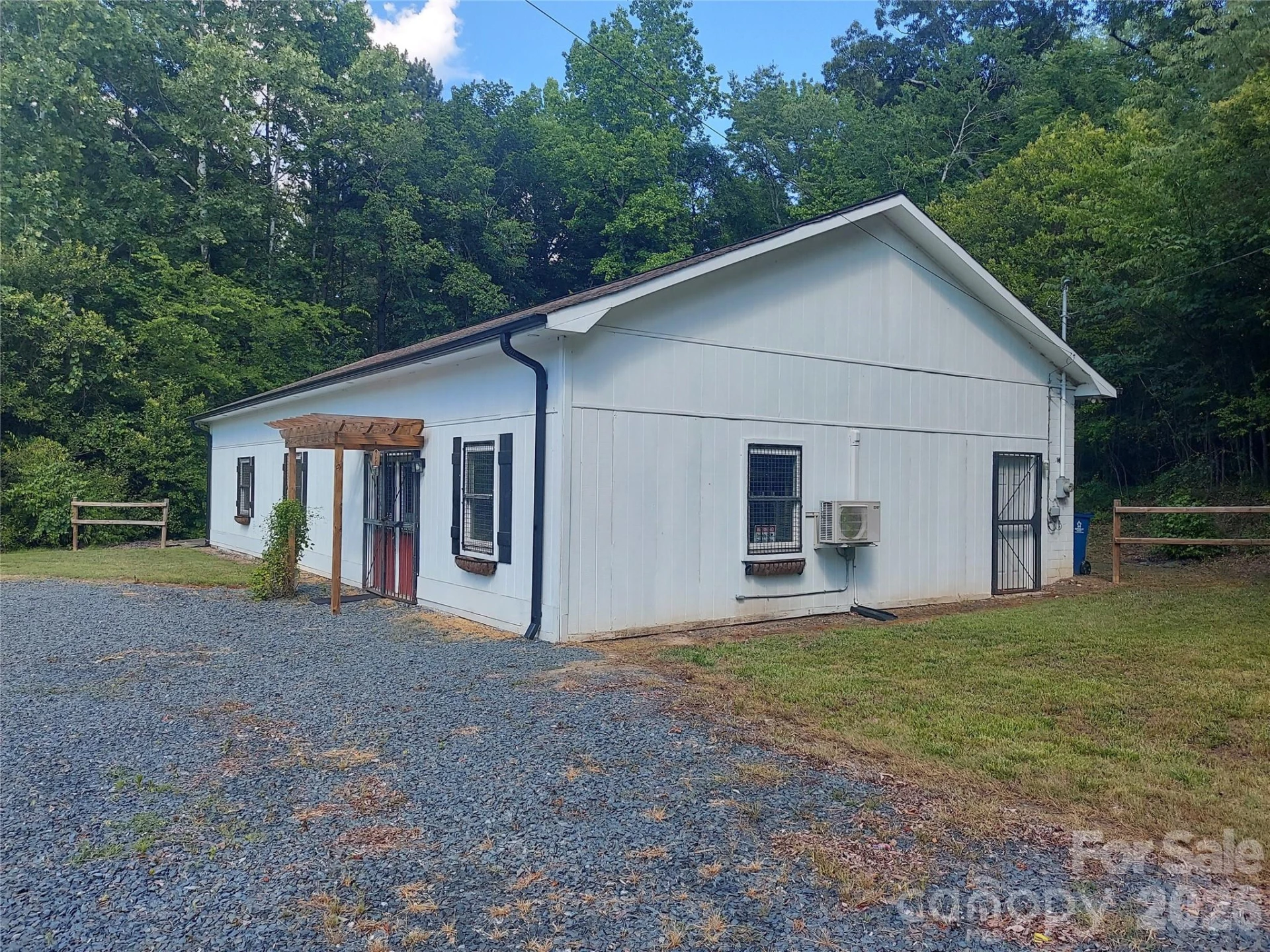 500 Julius Chambers Avenue - Photo 20