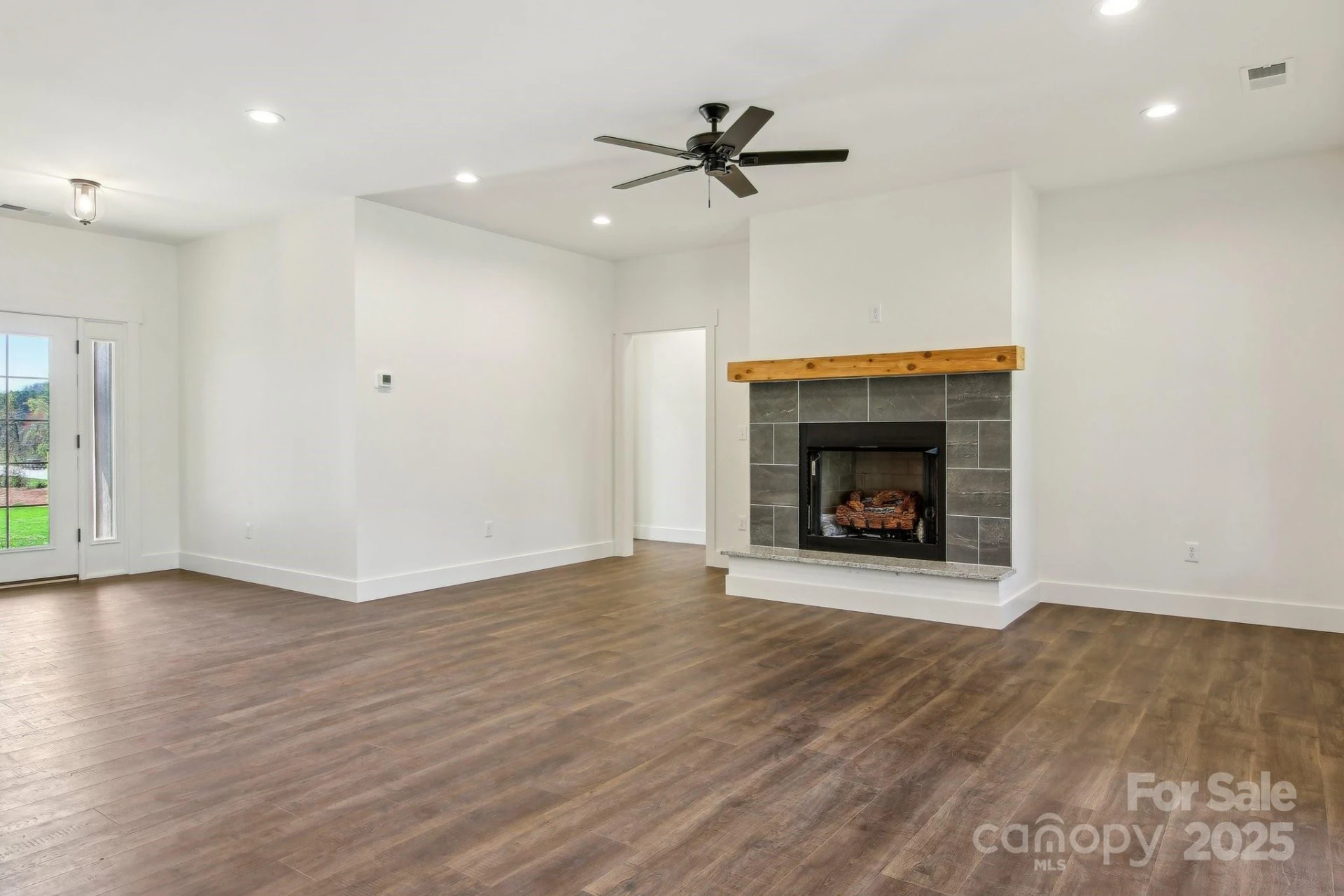 35 Haywood Park Drive - Photo 14