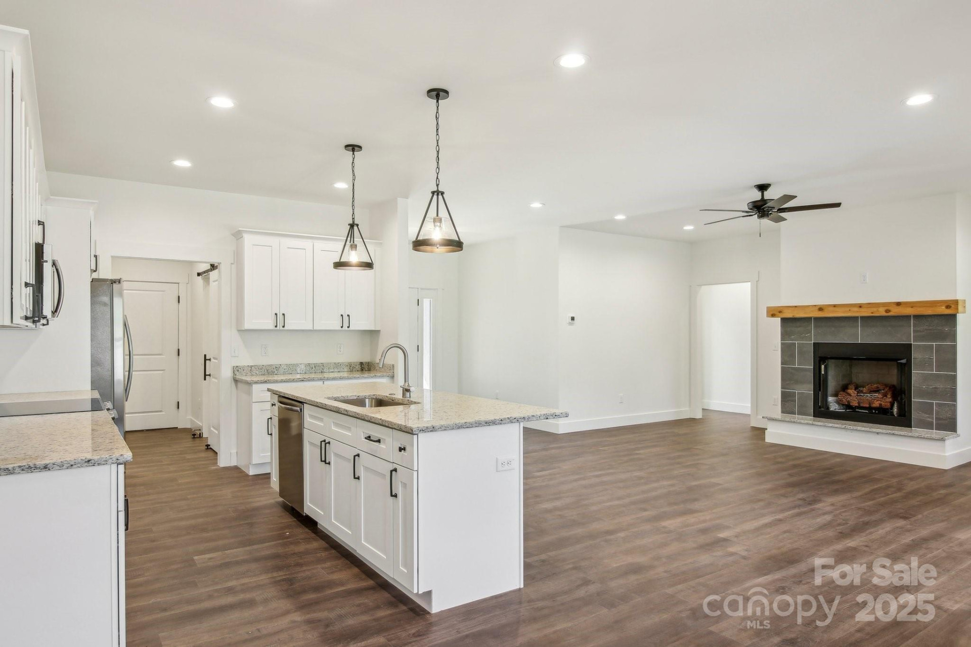 35 Haywood Park Drive - Photo 22