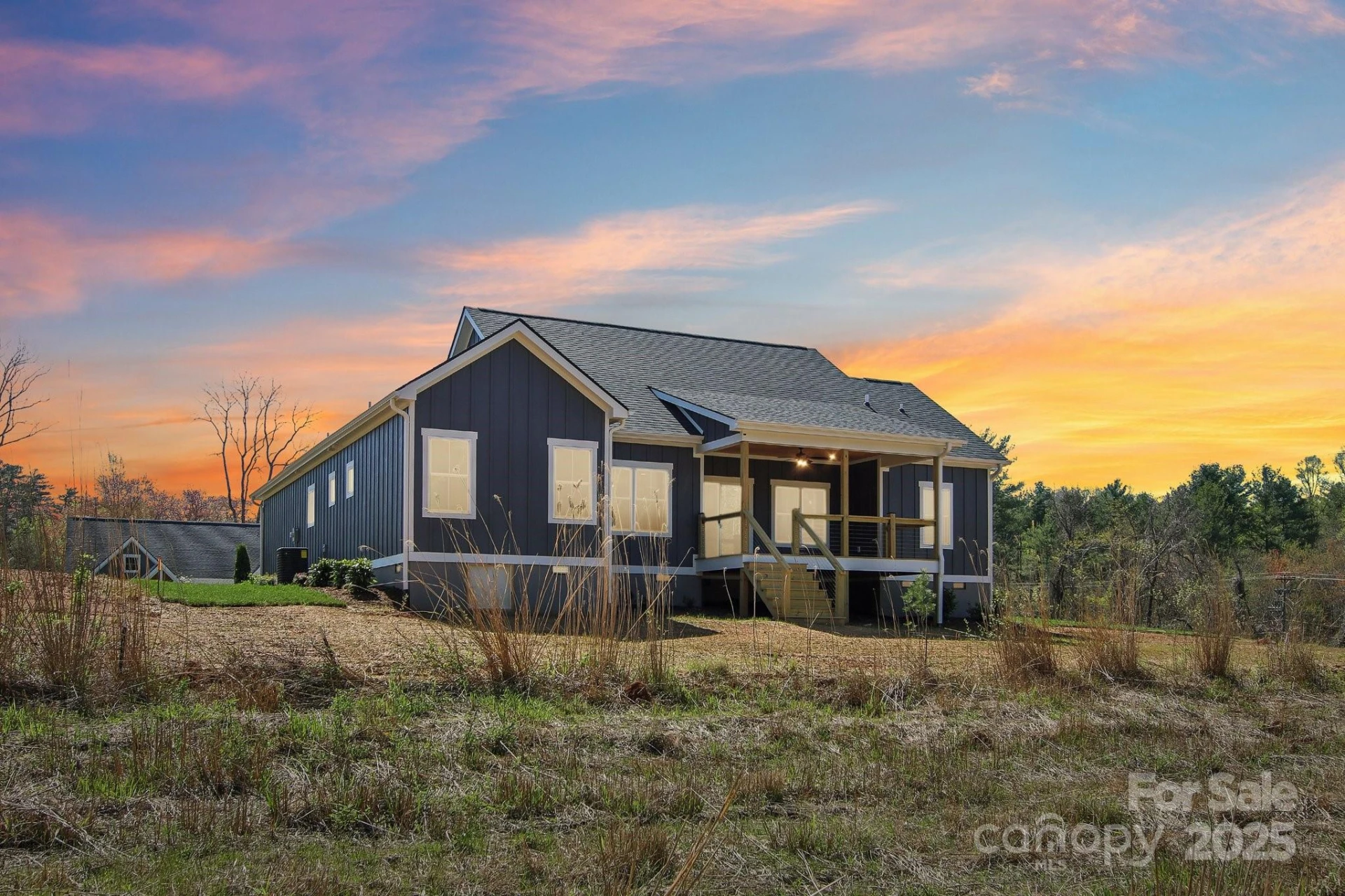 35 Haywood Park Drive - Photo 4