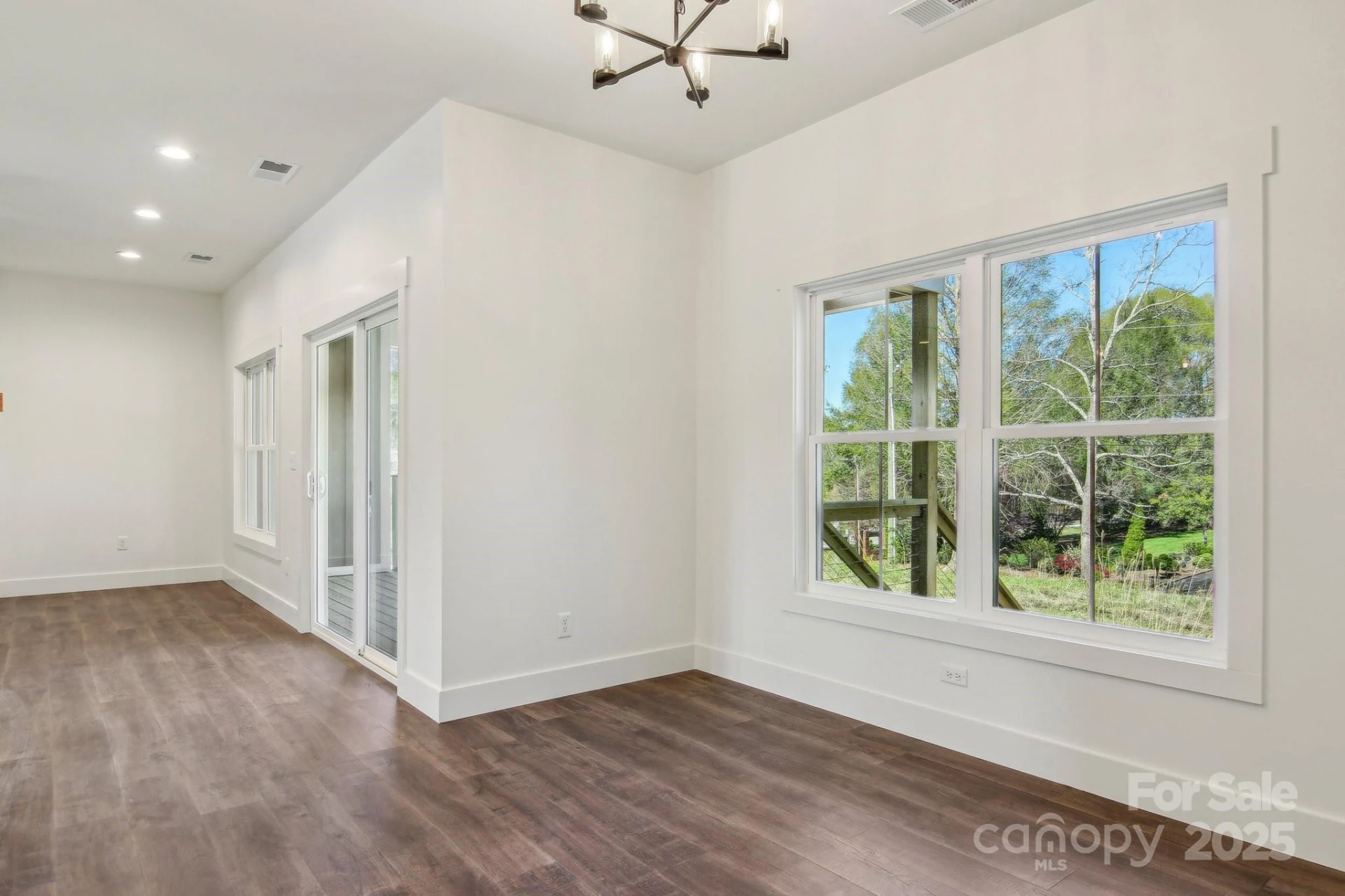 35 Haywood Park Drive - Photo 33