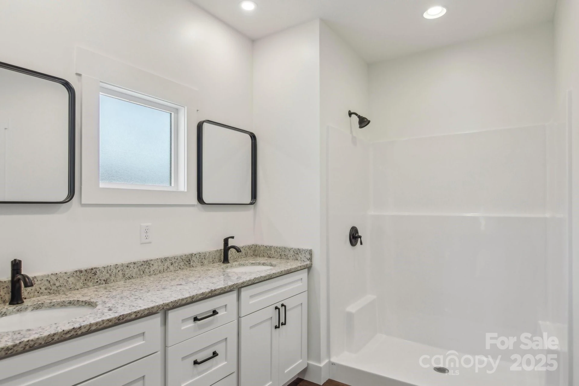 35 Haywood Park Drive - Photo 37
