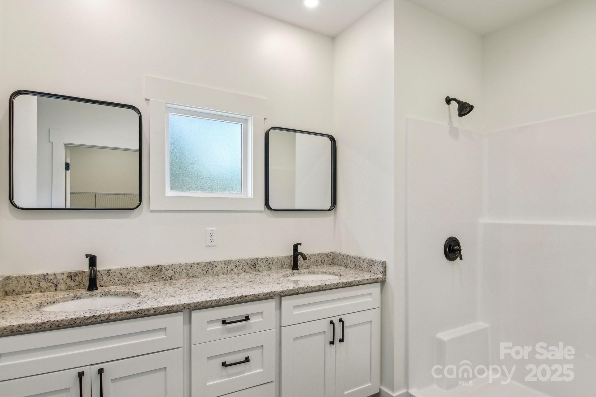 35 Haywood Park Drive - Photo 39