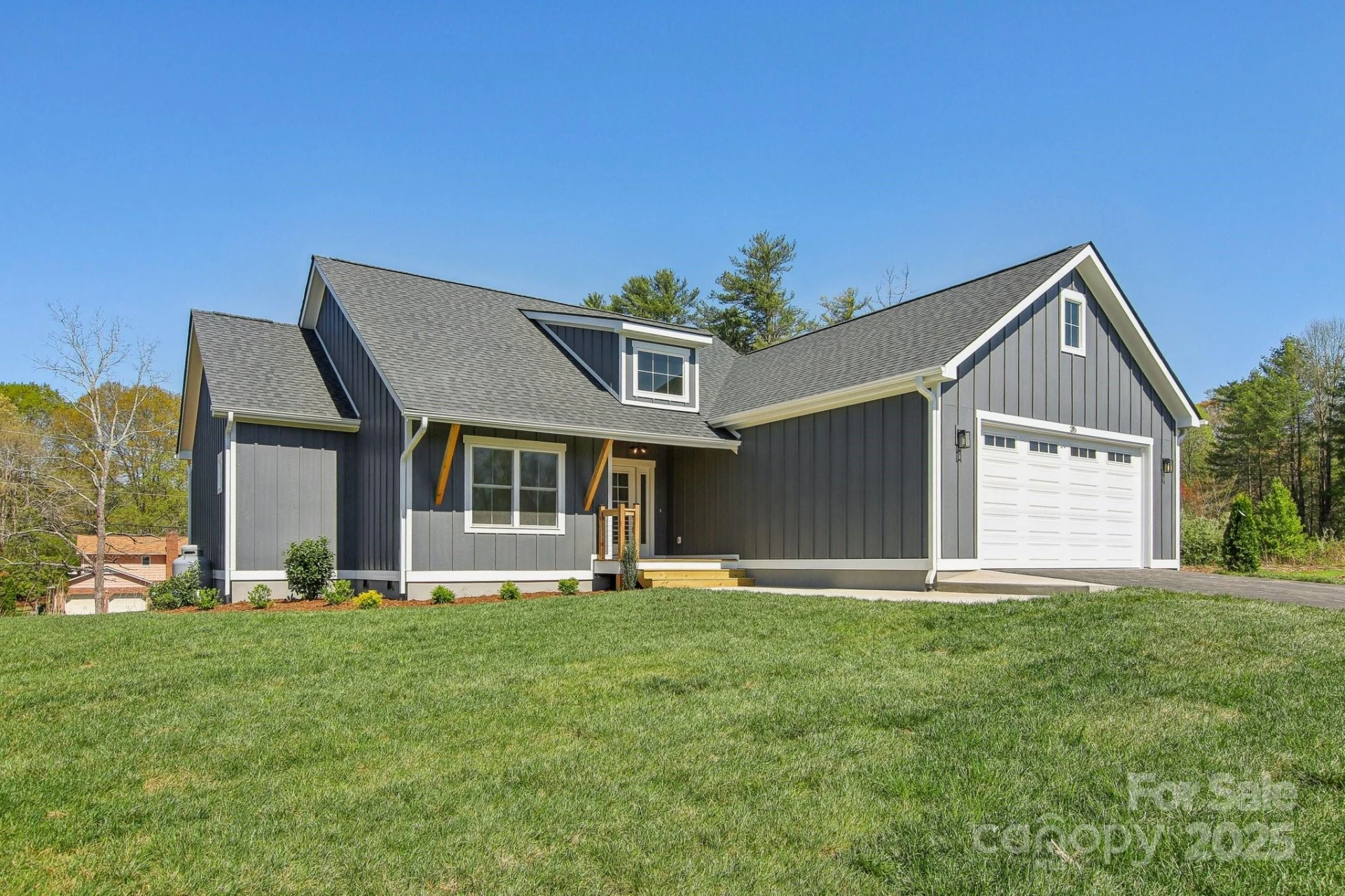 35 Haywood Park Drive - Photo 8