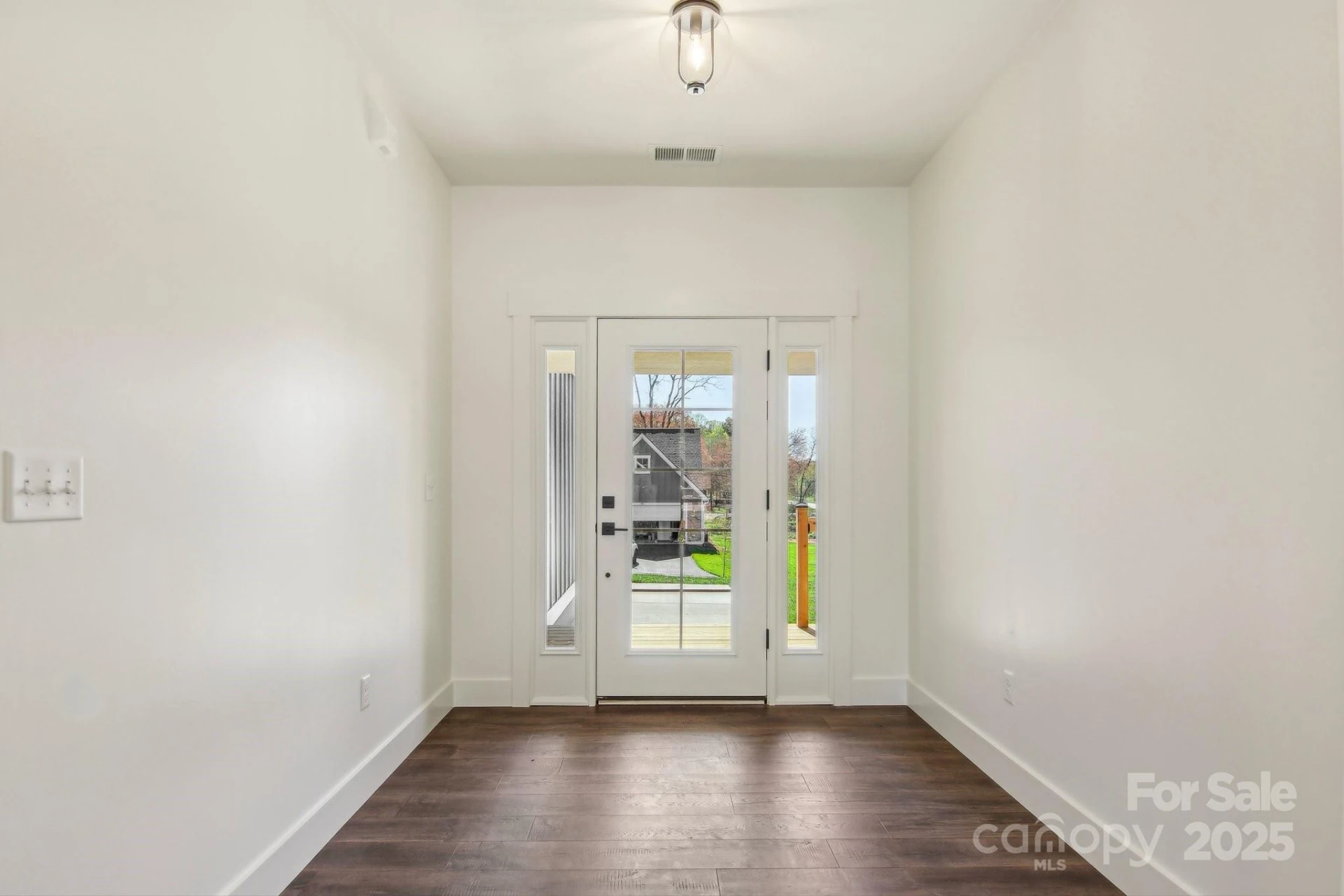 35 Haywood Park Drive - Photo 10