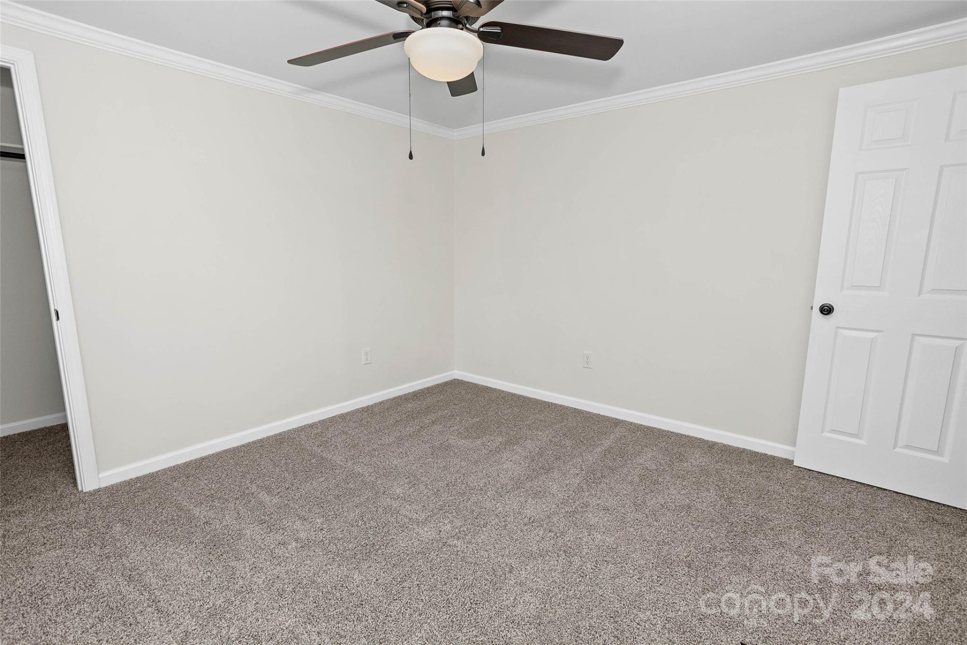 290 Boland Drive - Photo 26