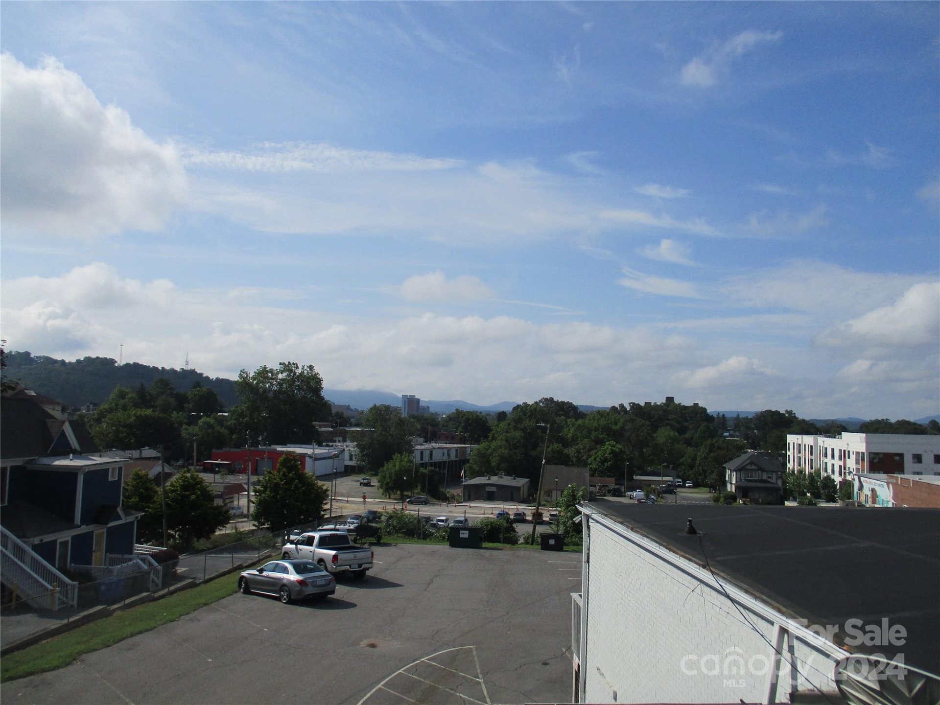 232 Haywood Street - Photo 8