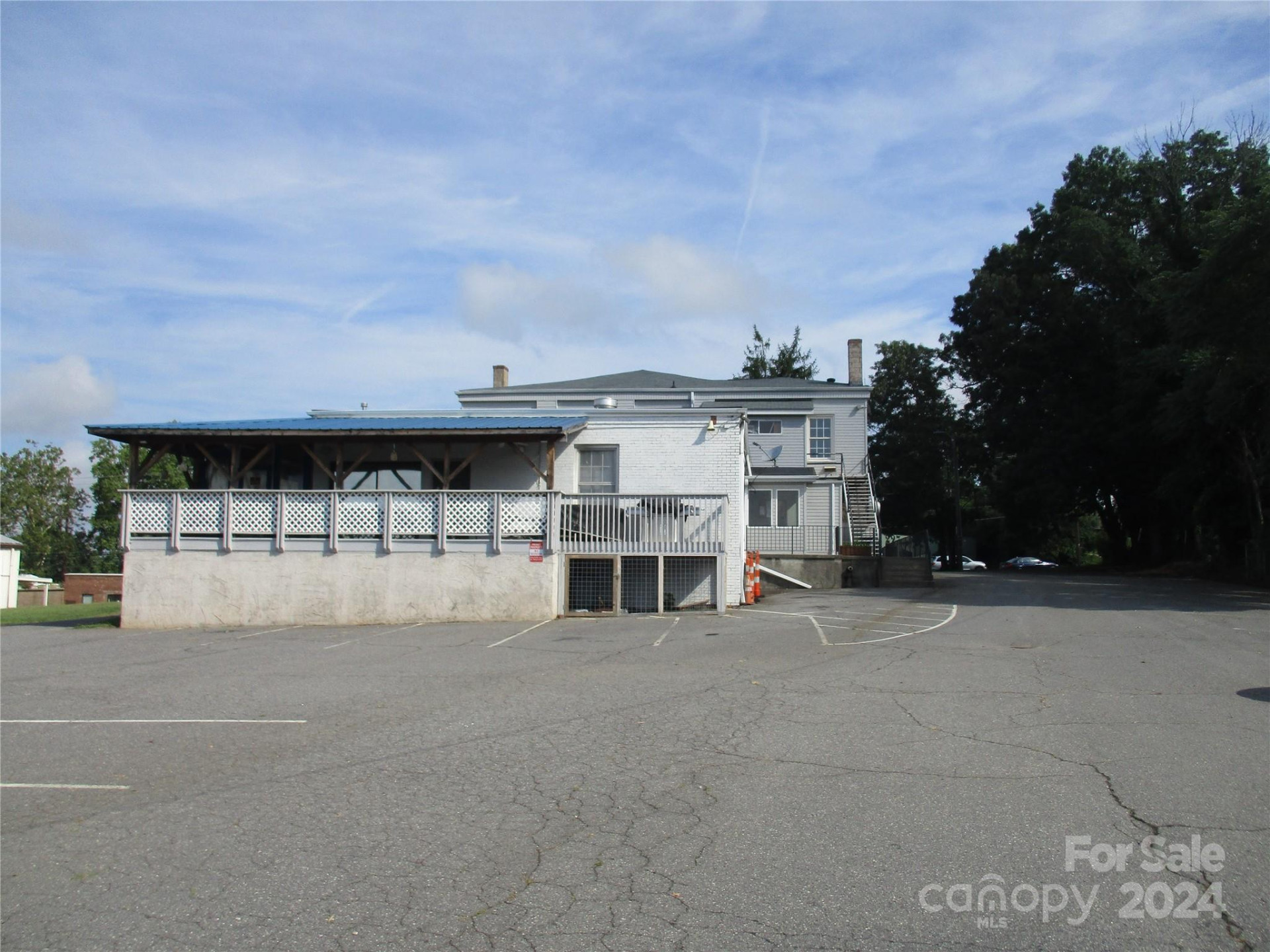 232 Haywood Street - Photo 10