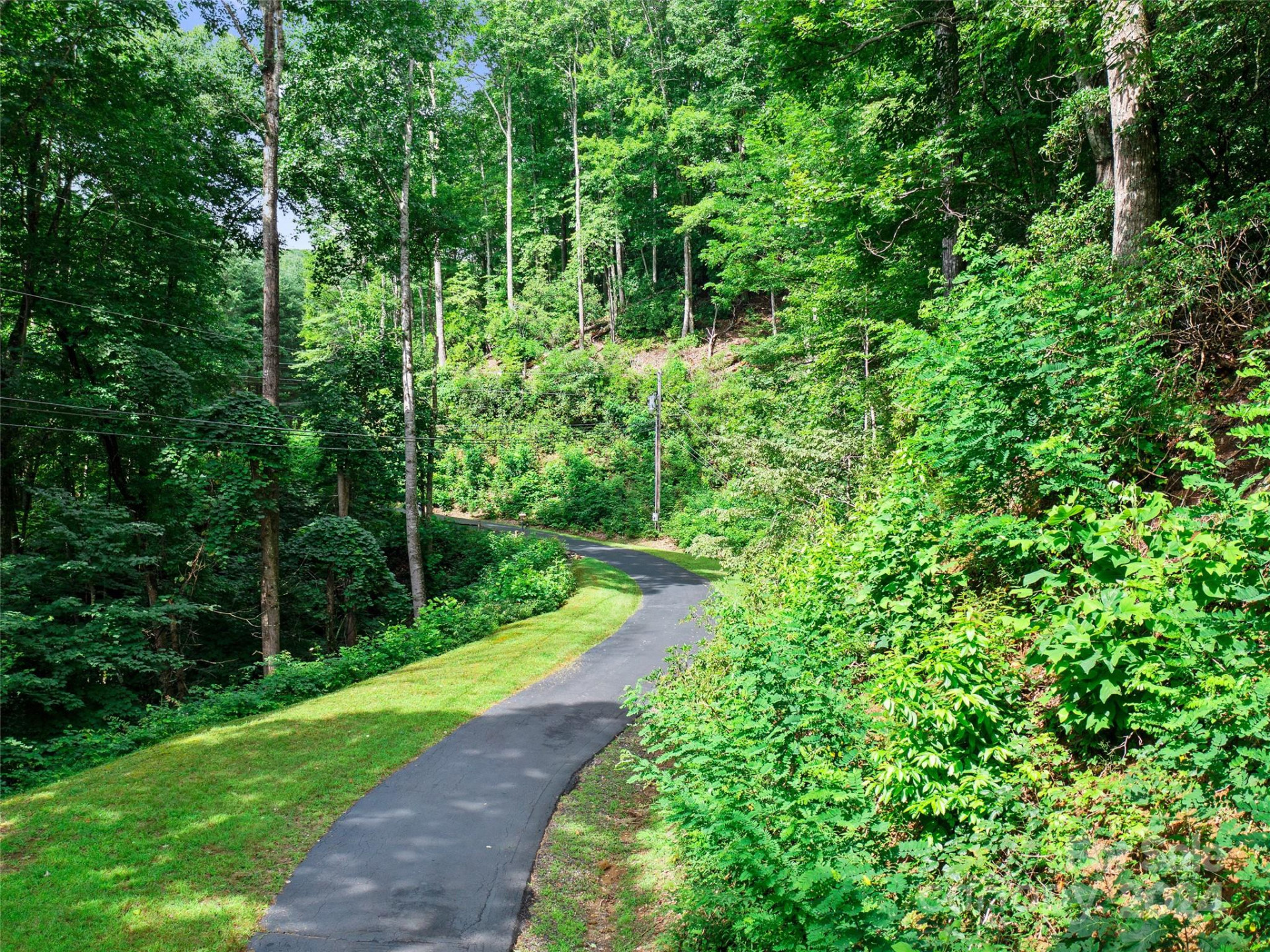 000 Falling Water Drive - Photo 18