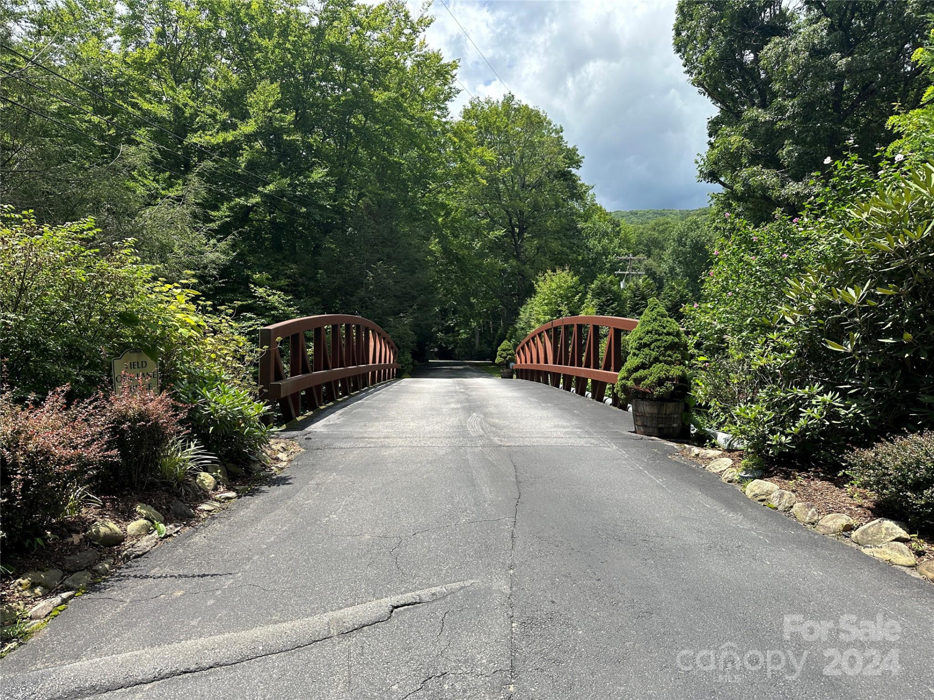 000 Falling Water Drive - Photo 10