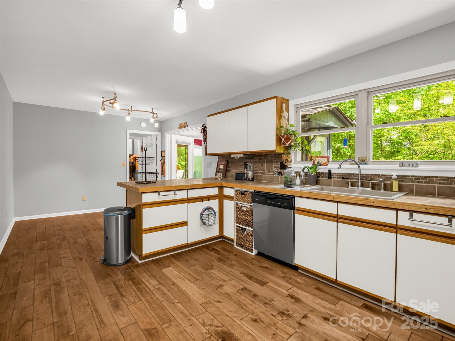 174 Chippendale Drive - Photo 19