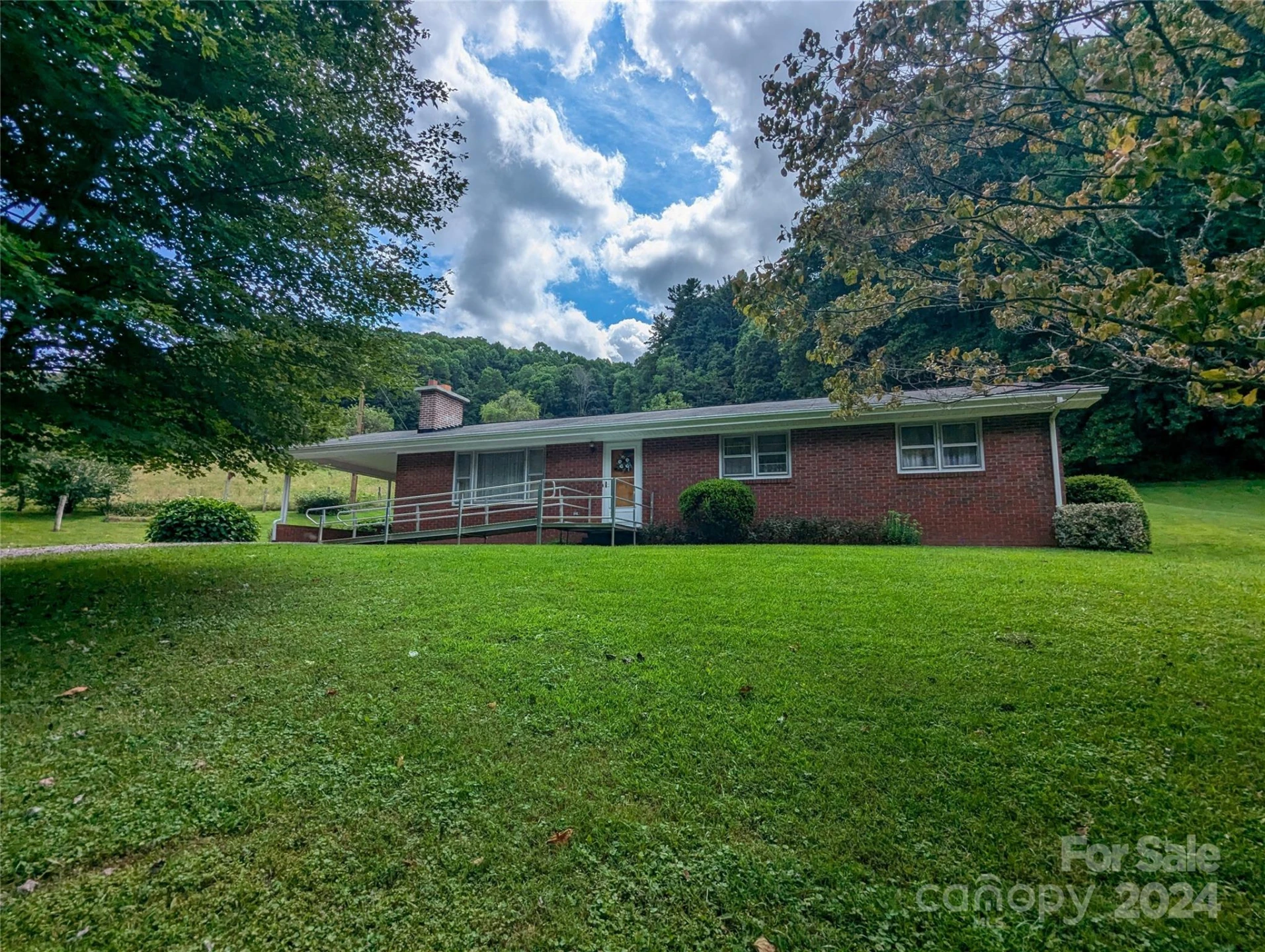 1524 Seven Mile Ridge Road - Photo 2