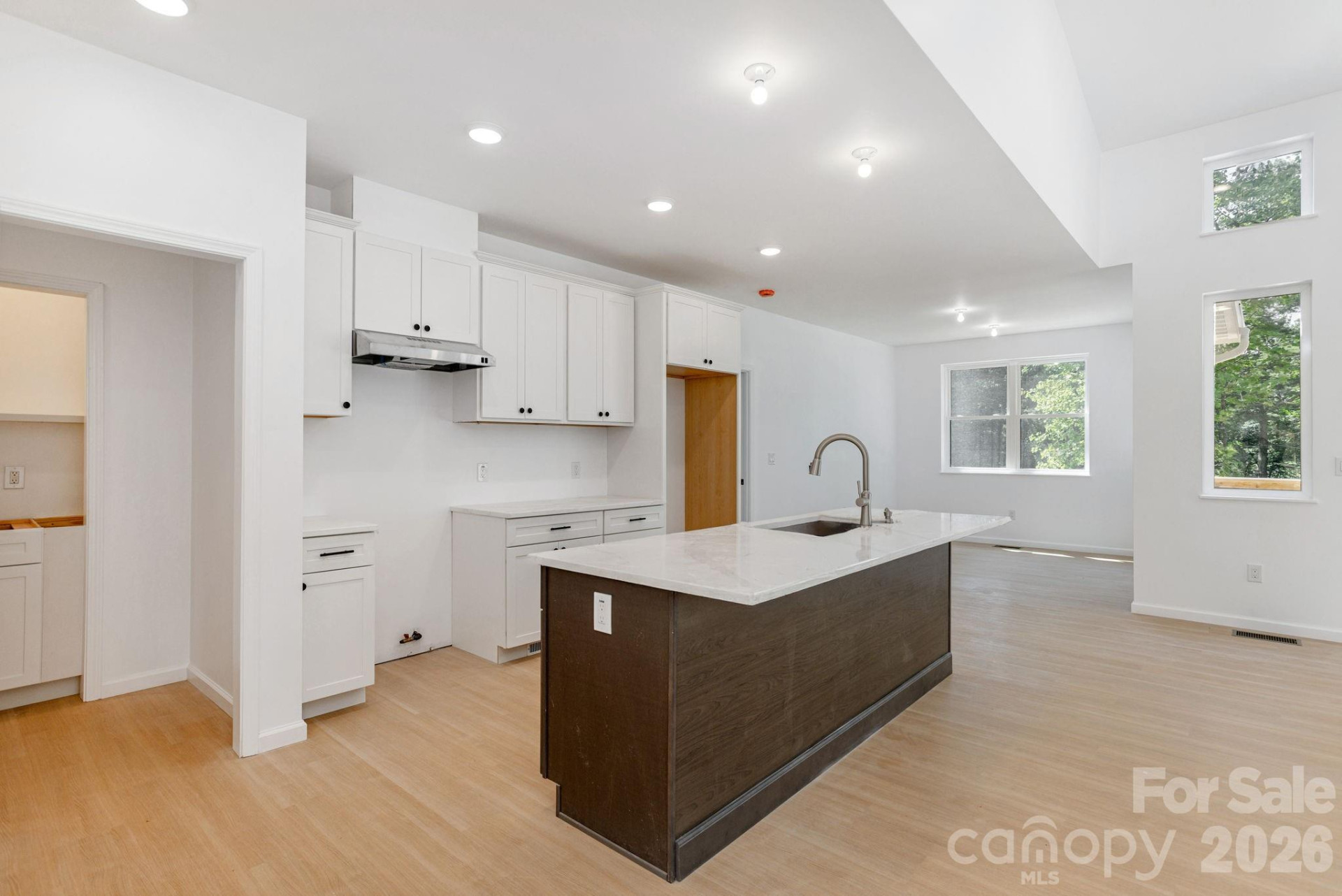 654 Hollybrook Drive - Photo 13