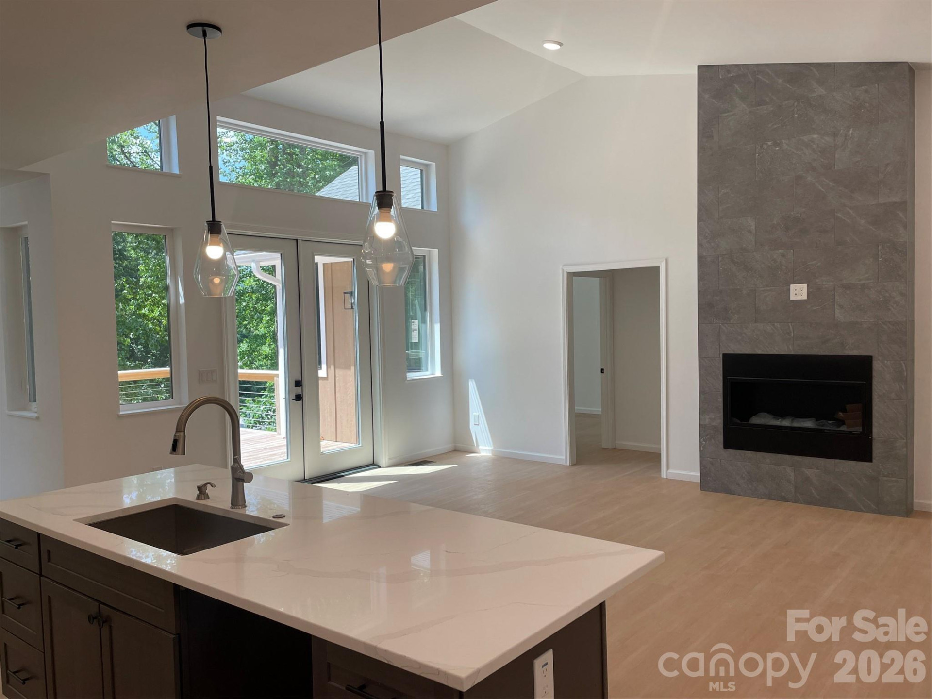 654 Hollybrook Drive - Photo 16