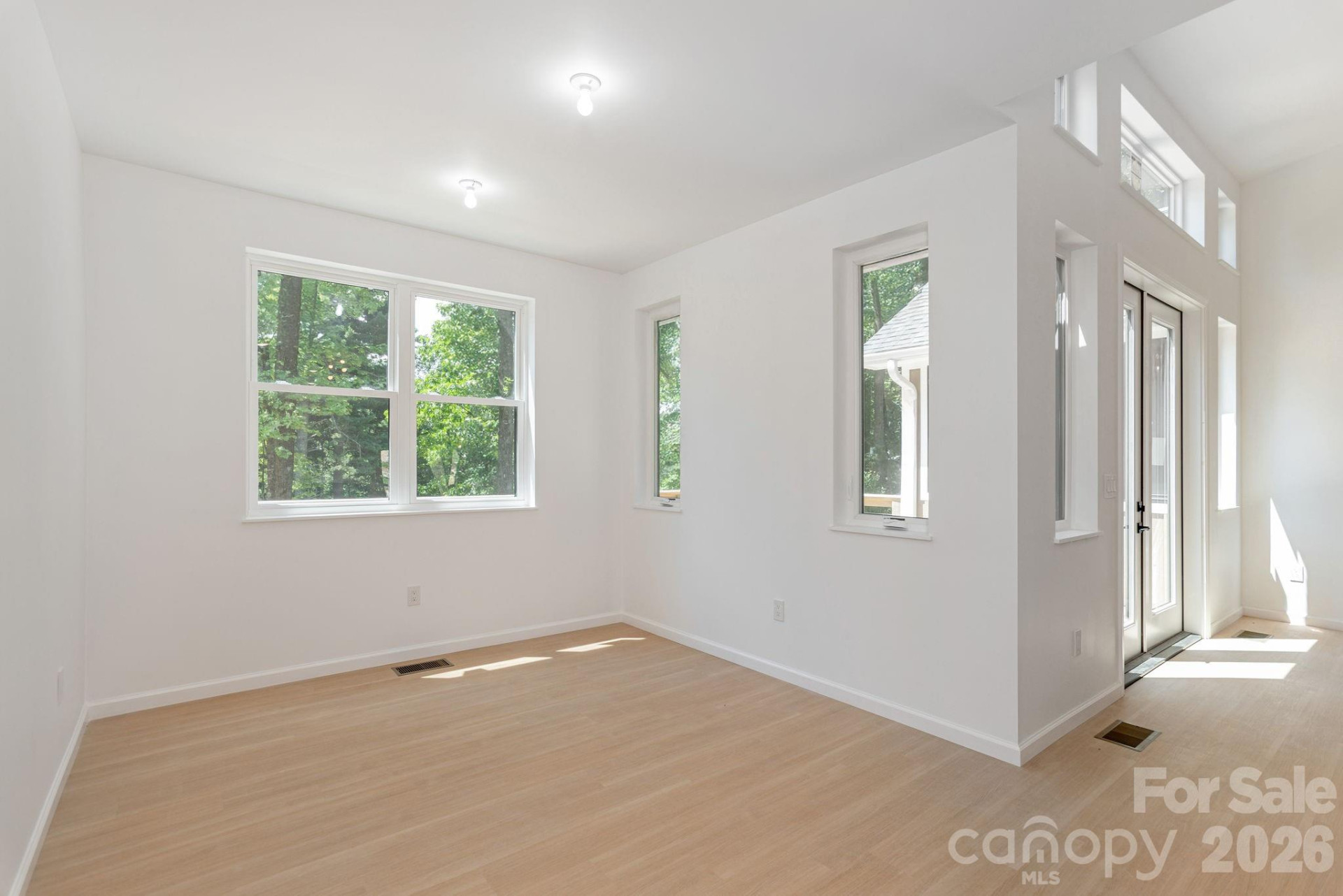 654 Hollybrook Drive - Photo 21