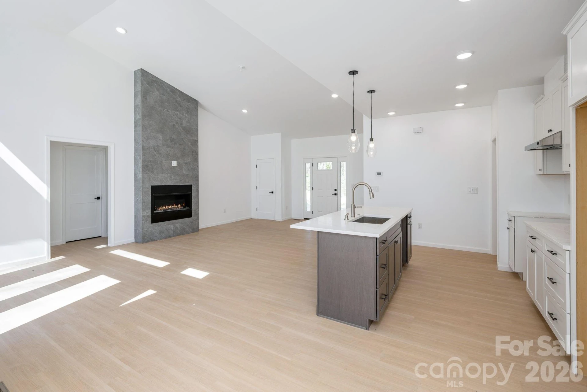 654 Hollybrook Drive - Photo 39