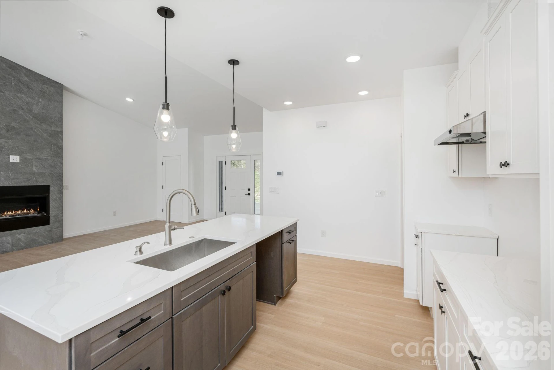 654 Hollybrook Drive - Photo 41