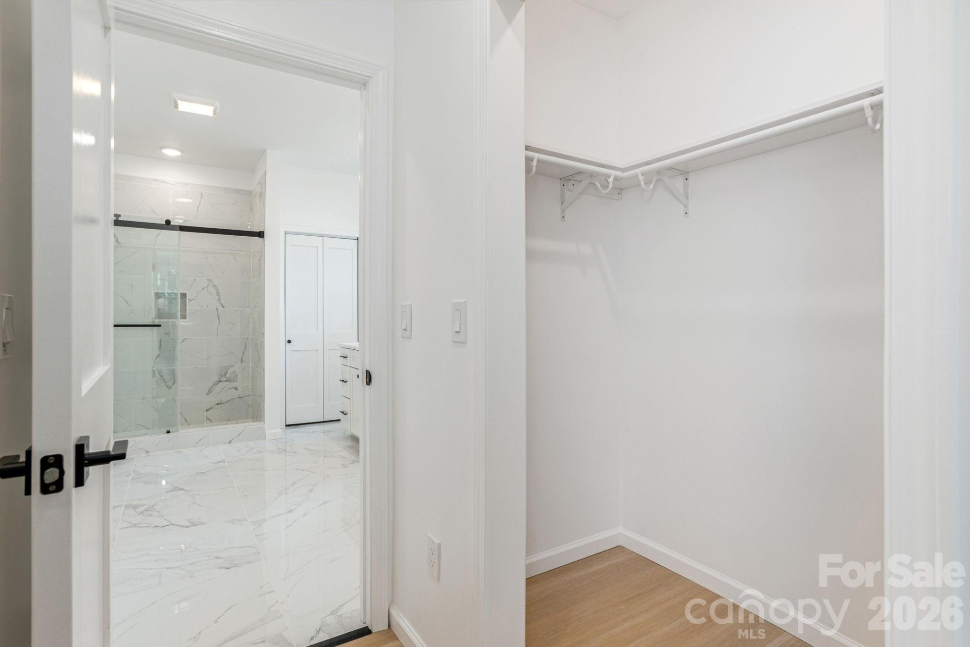 654 Hollybrook Drive - Photo 27