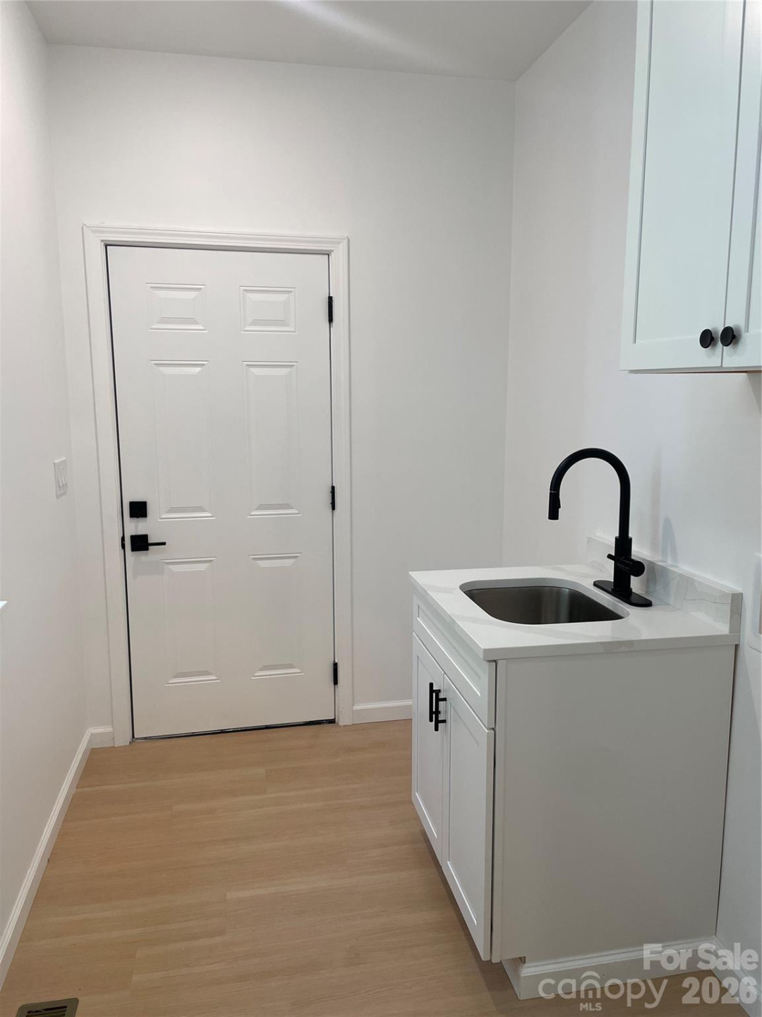 654 Hollybrook Drive - Photo 35