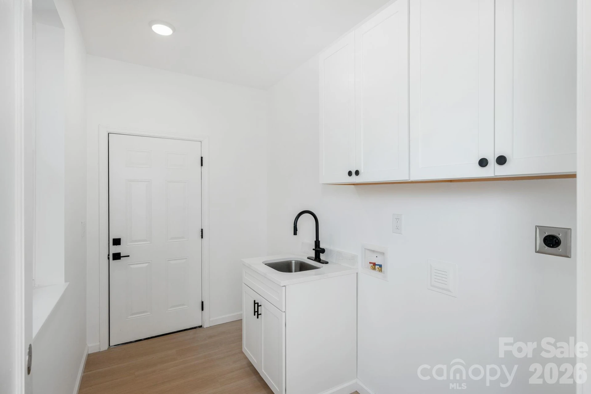 654 Hollybrook Drive - Photo 77