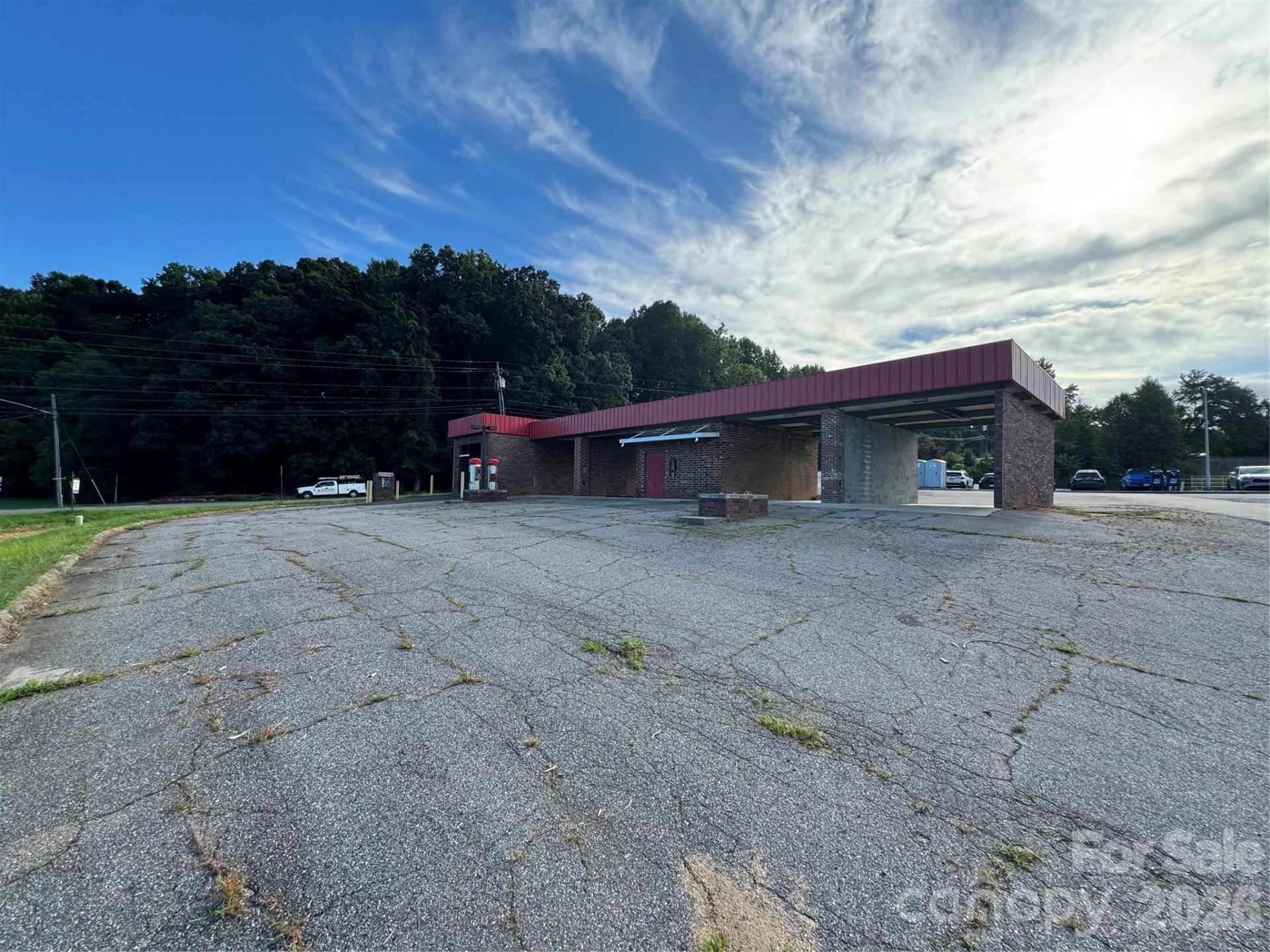 324 Sanford Drive - Photo 7