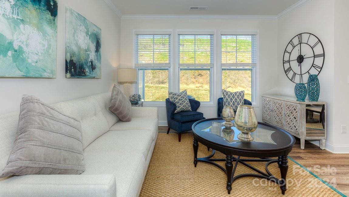 300 Creekview Road - Photo 8