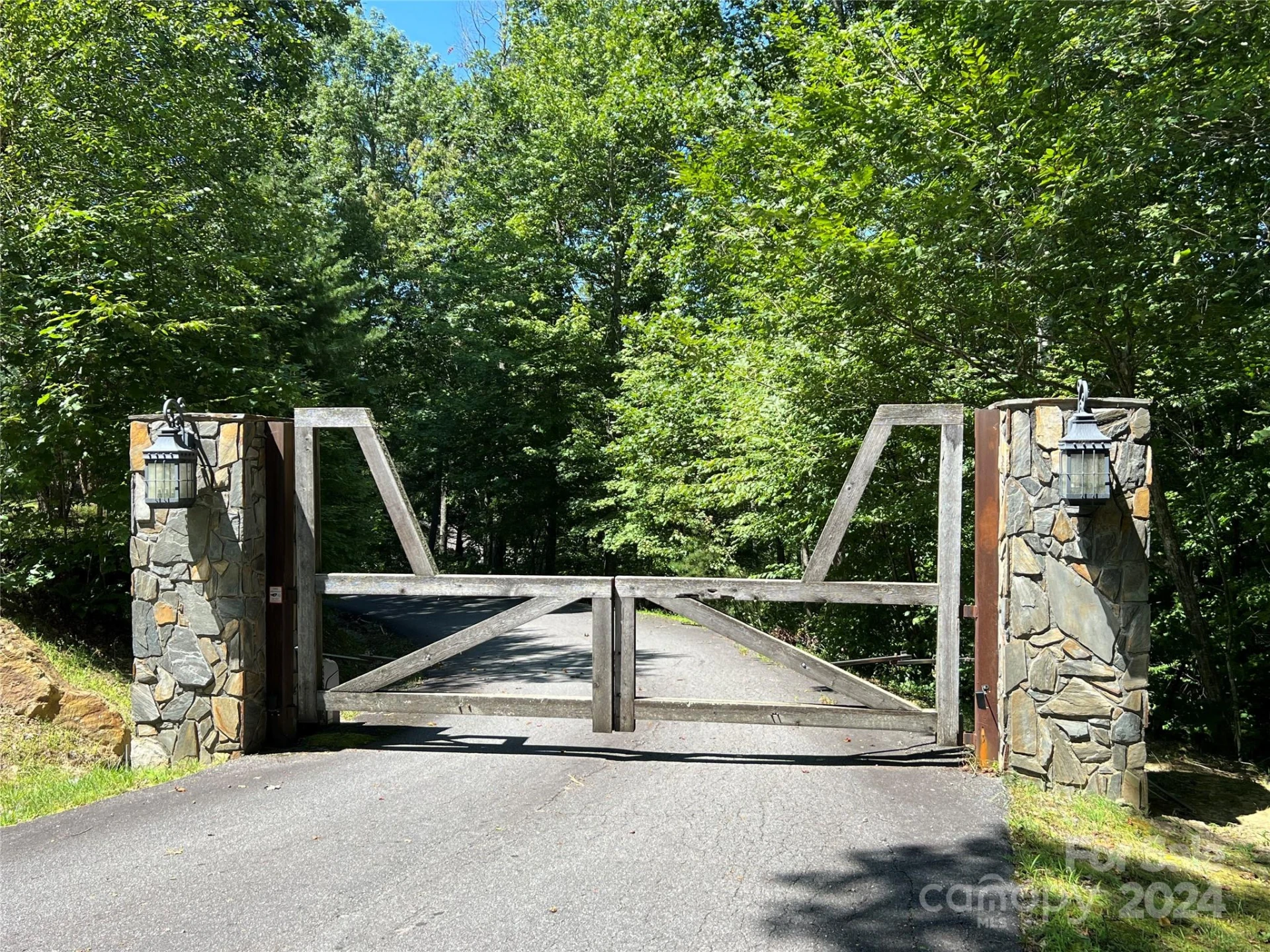 17 Harleys Cove Road #17 - Photo 2