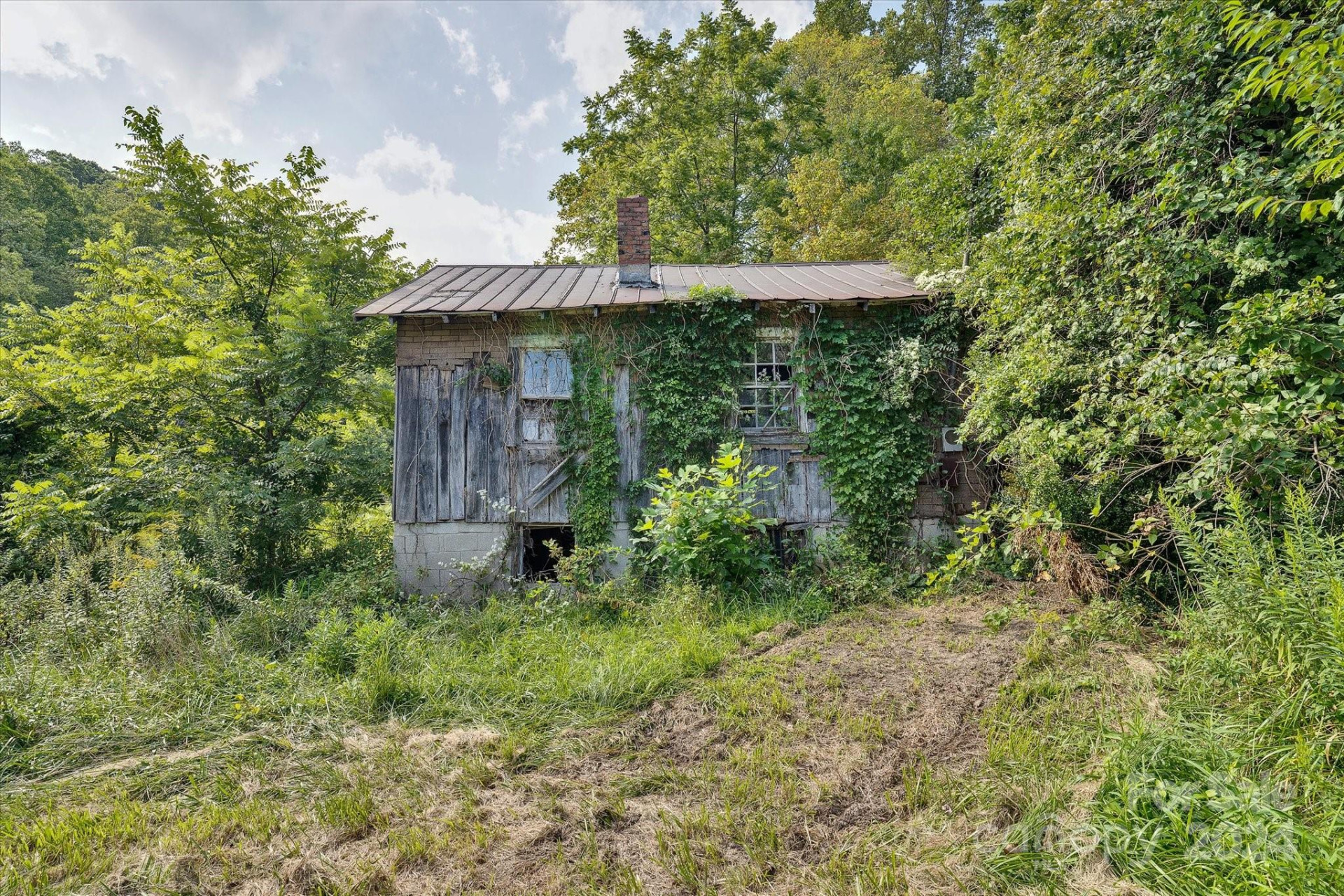 5407 Gerton Highway - Photo 34