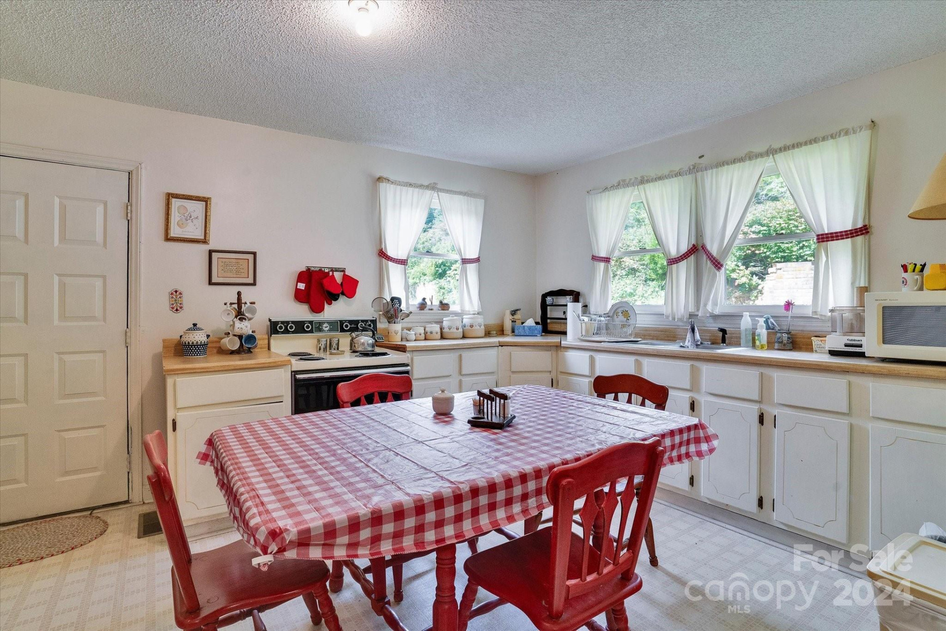 5407 Gerton Highway - Photo 10