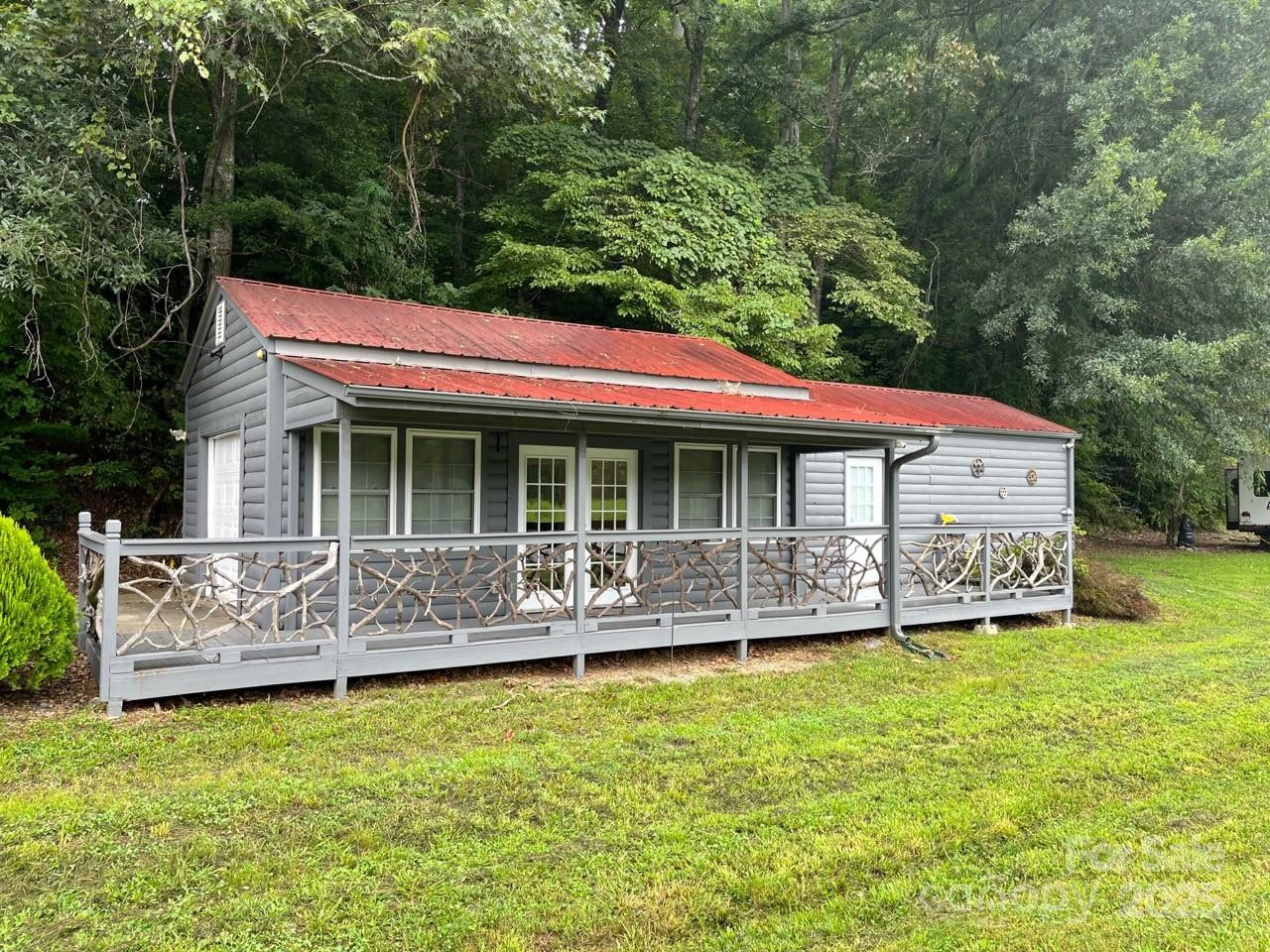 1961 Cane Creek Road - Photo 2