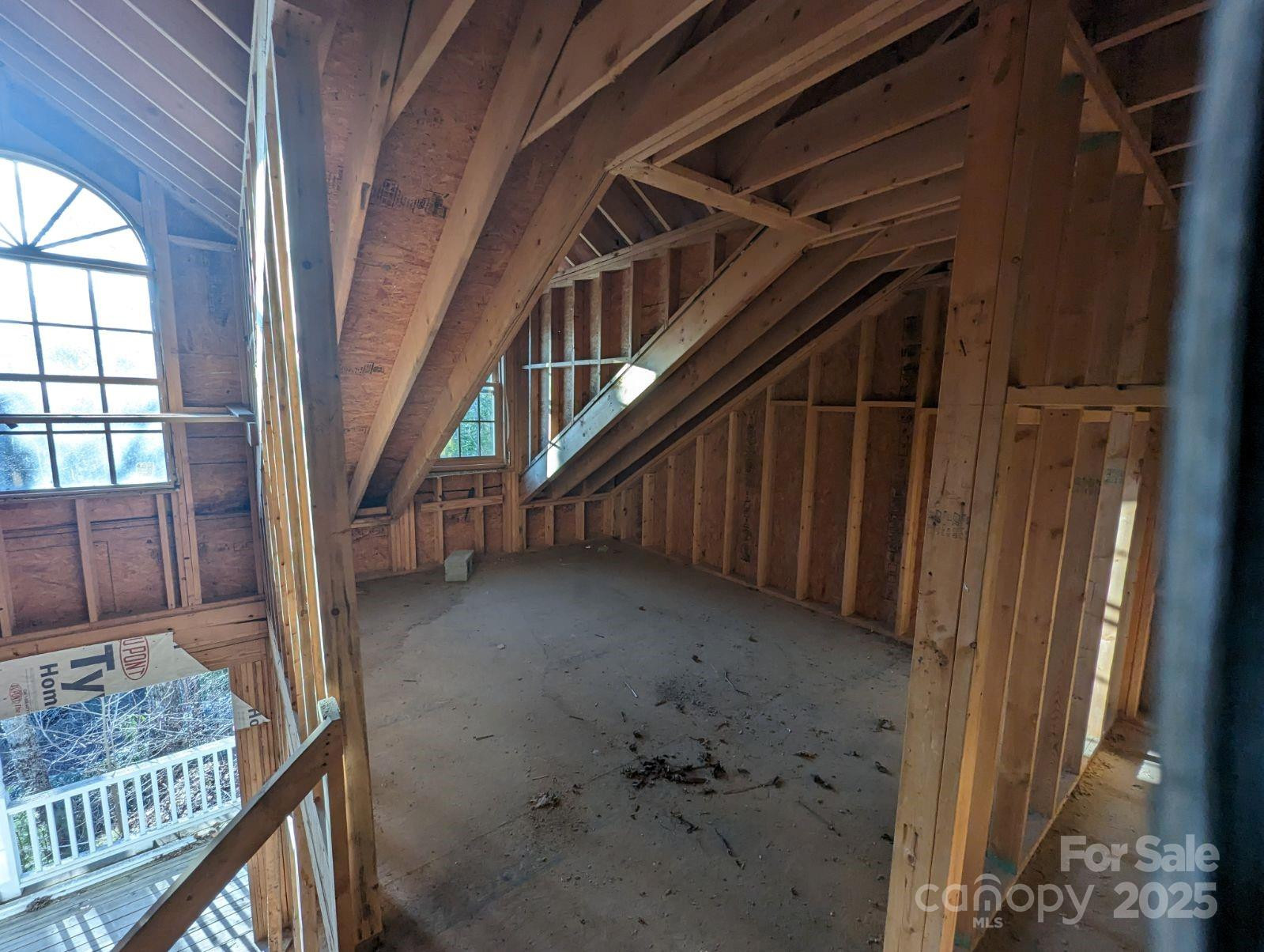 1605 Golden Road - Photo 17