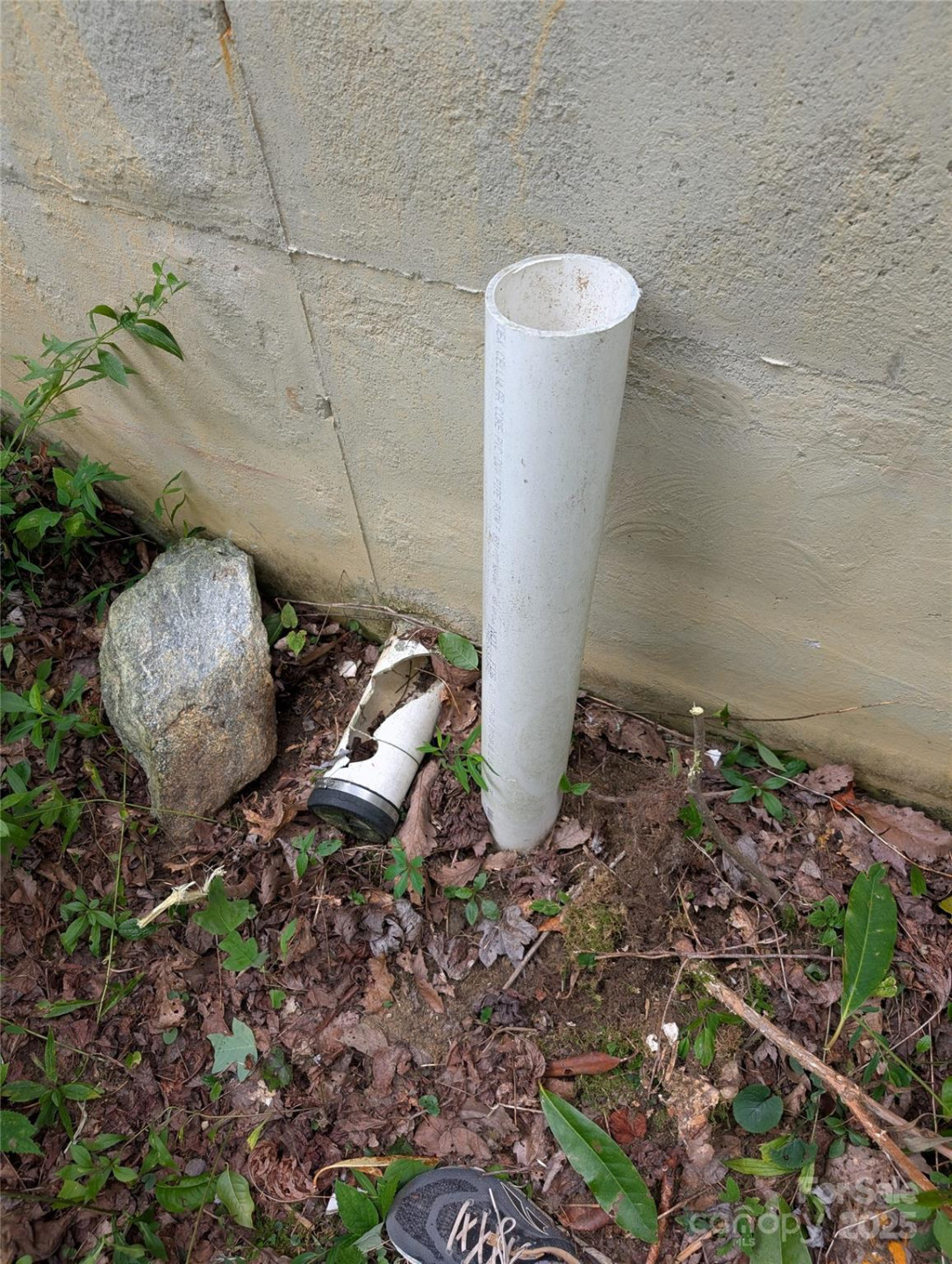 1605 Golden Road - Photo 23
