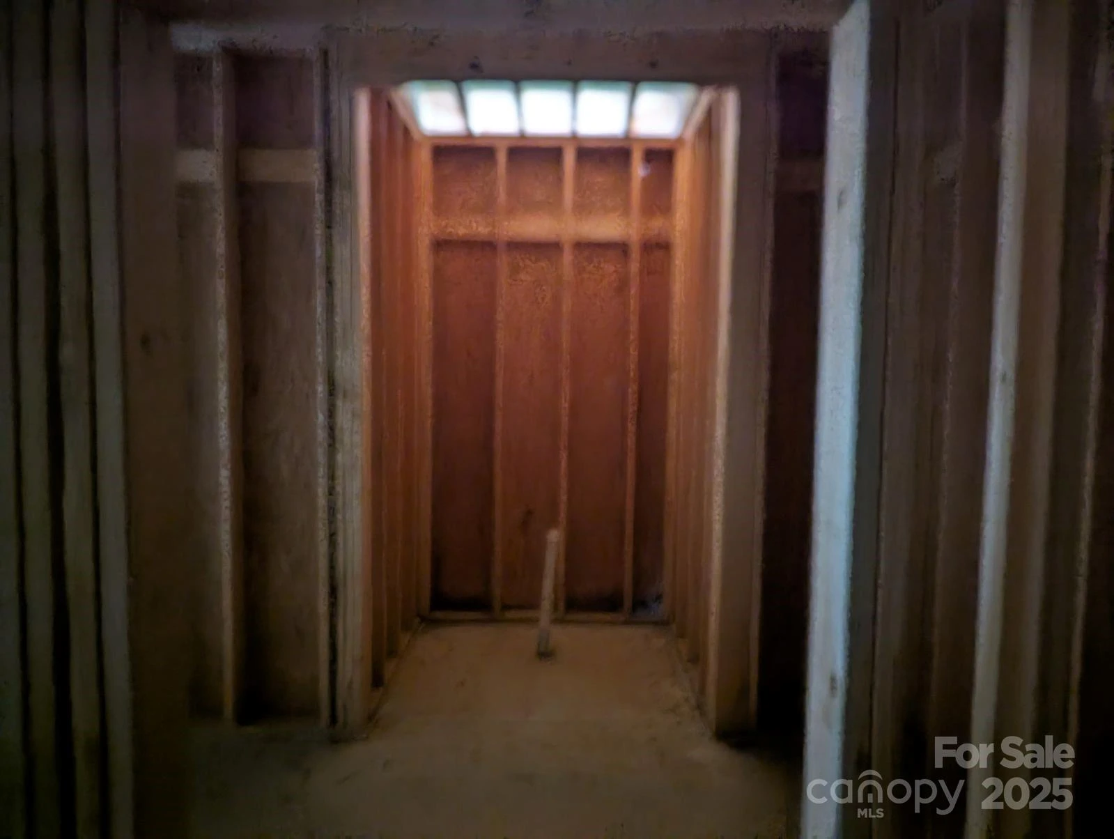 1605 Golden Road - Photo 10