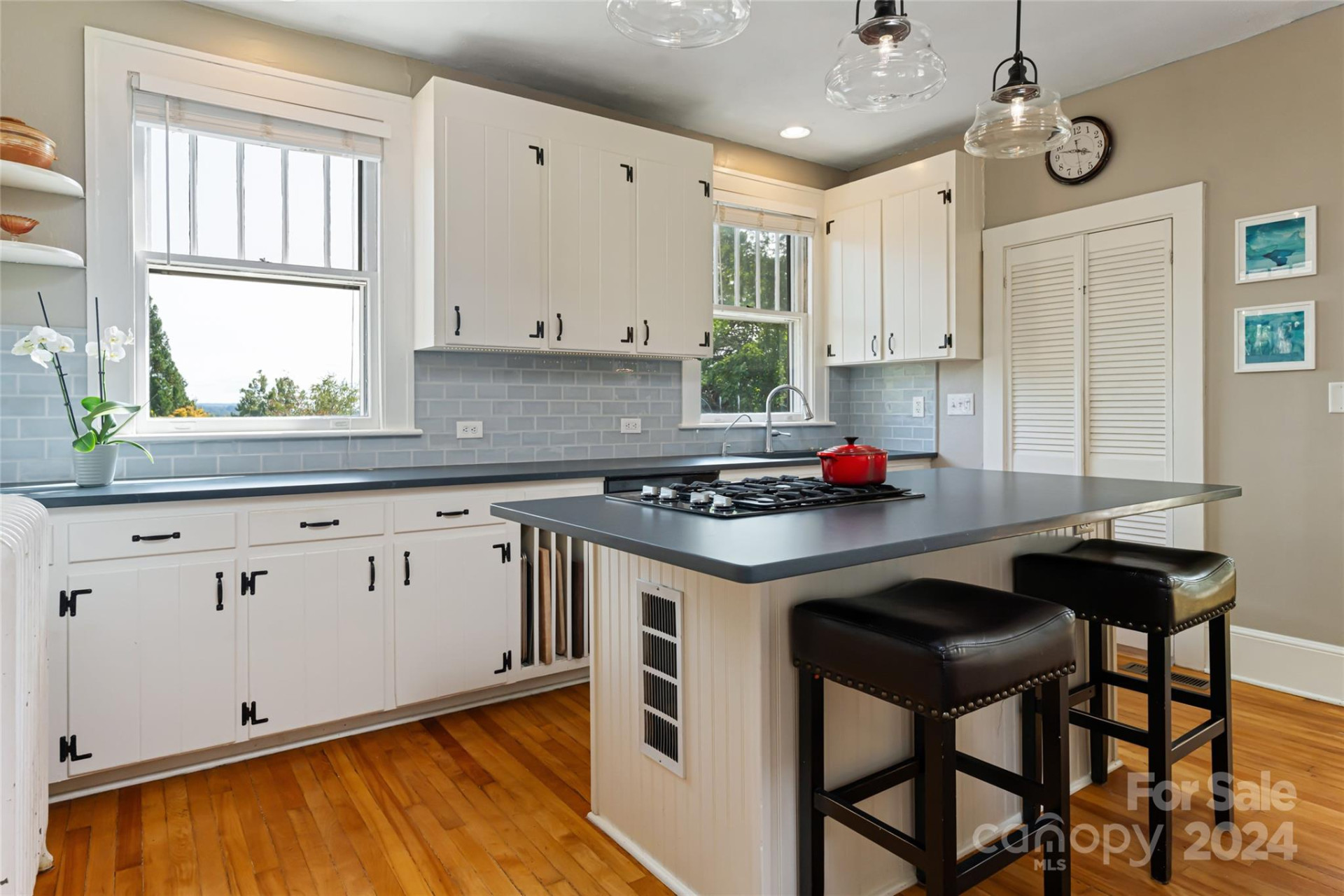 56 Sherwood Road - Photo 13