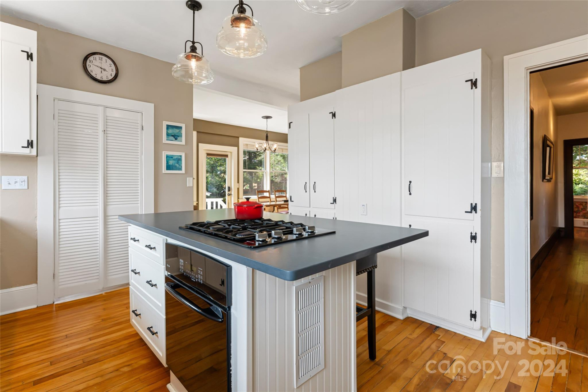 56 Sherwood Road - Photo 15