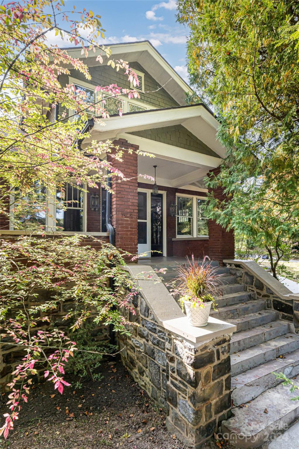 56 Sherwood Road - Photo 3