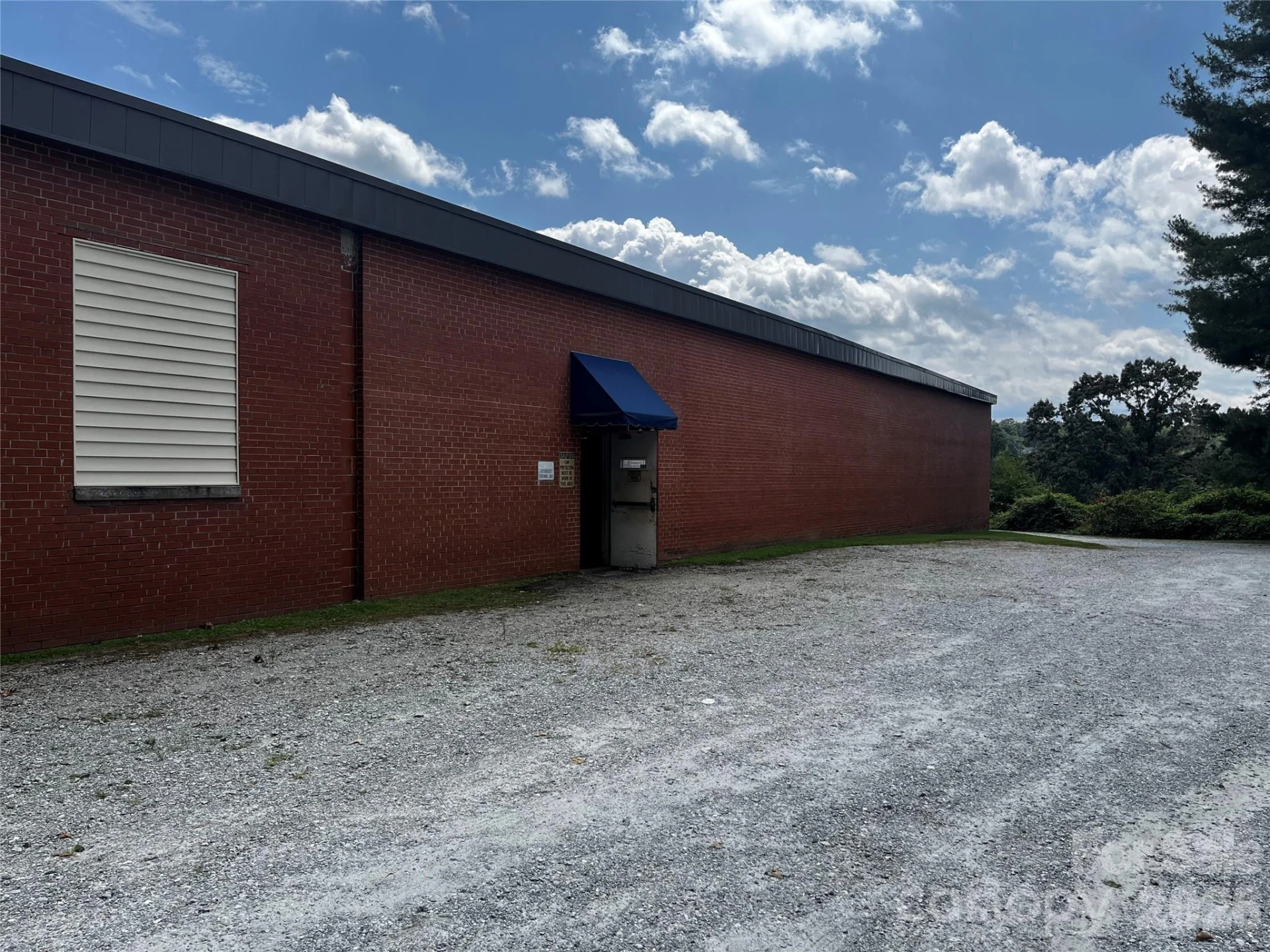 1495 North Main Street - Photo 7