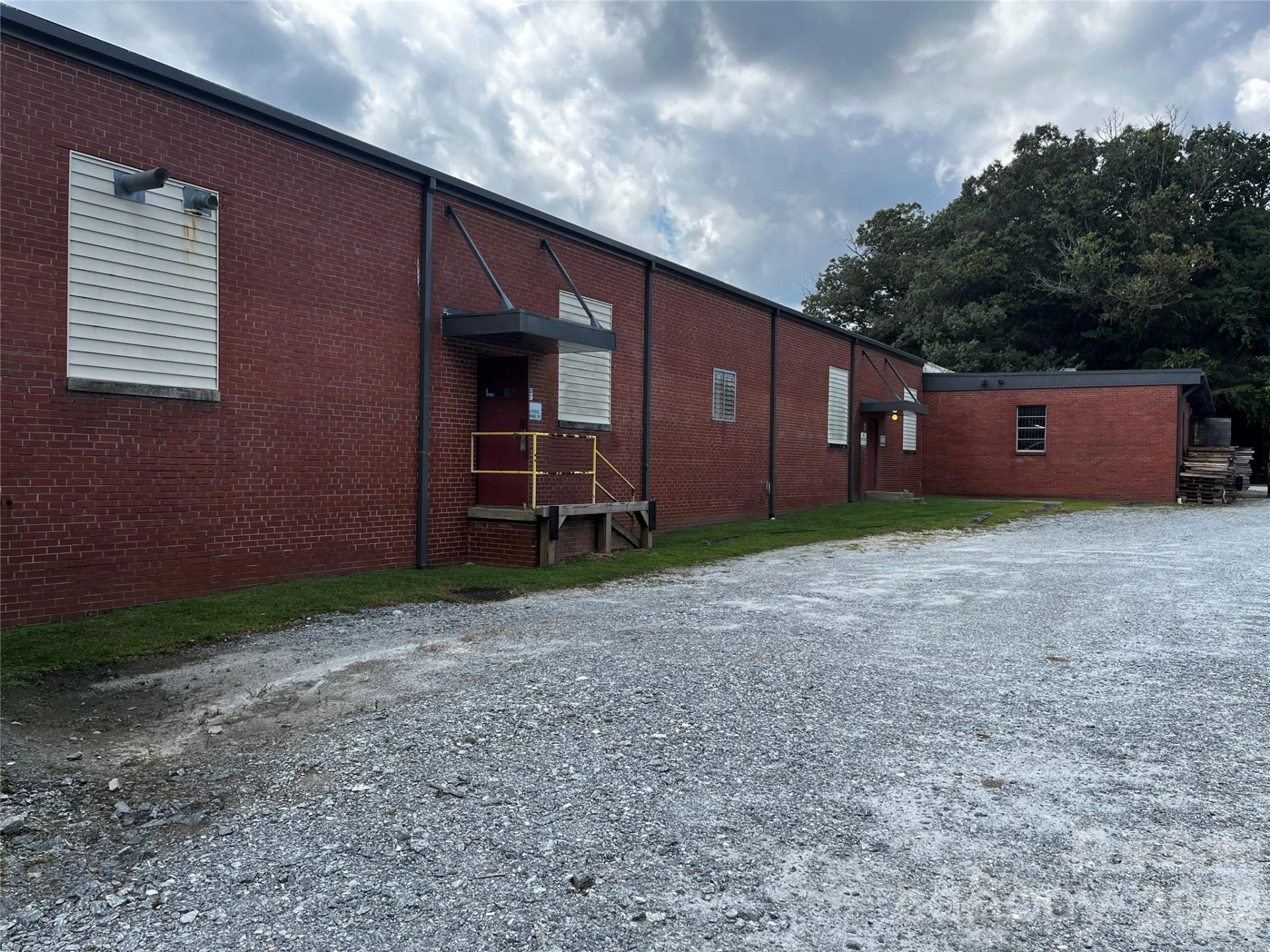 1495 North Main Street - Photo 8