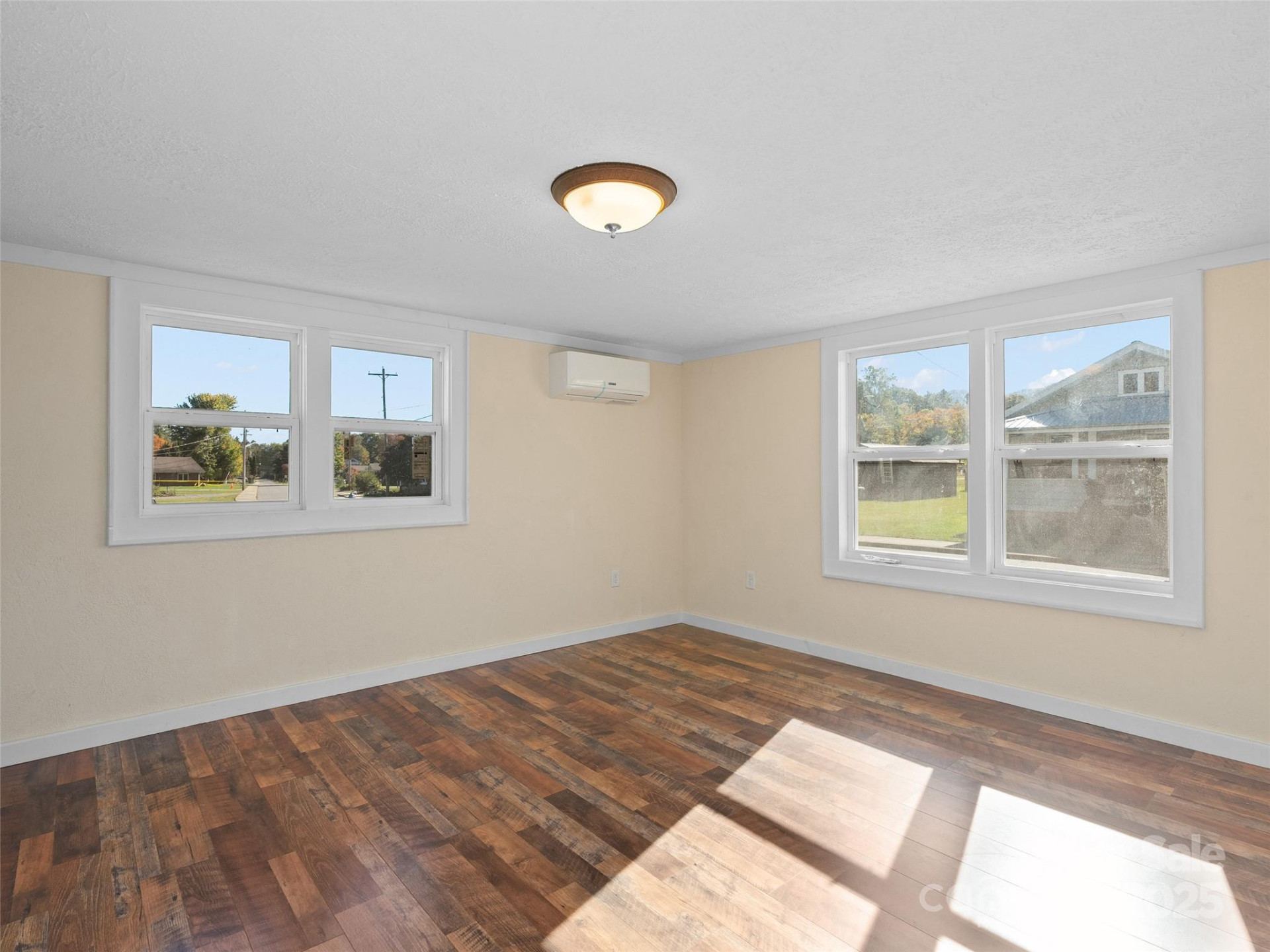 290 Killian Street - Photo 14