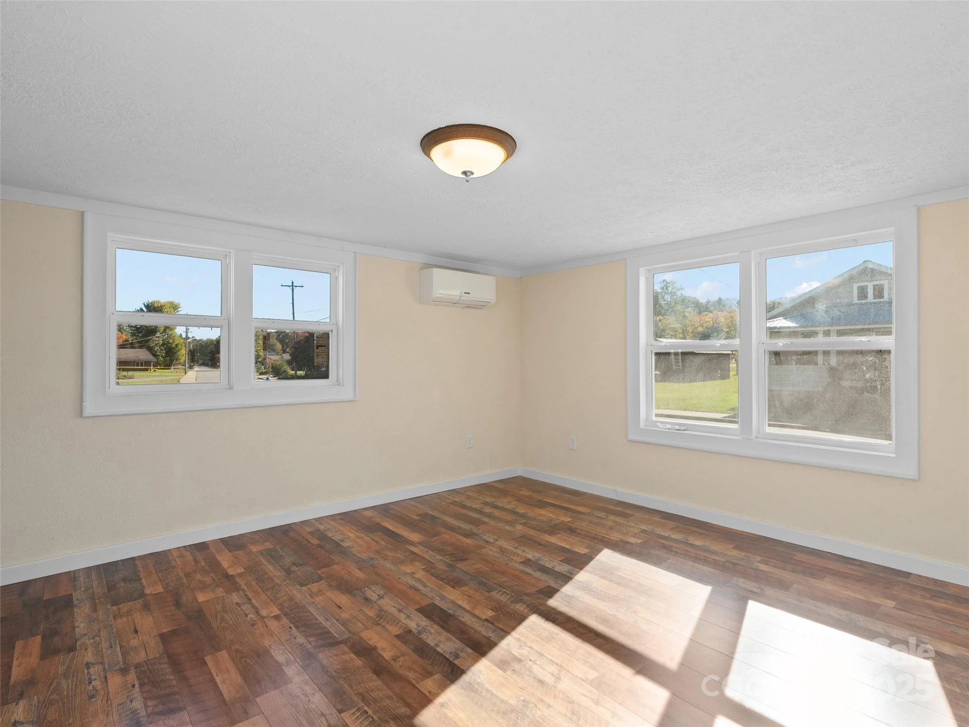 290 Killian Street - Photo 14