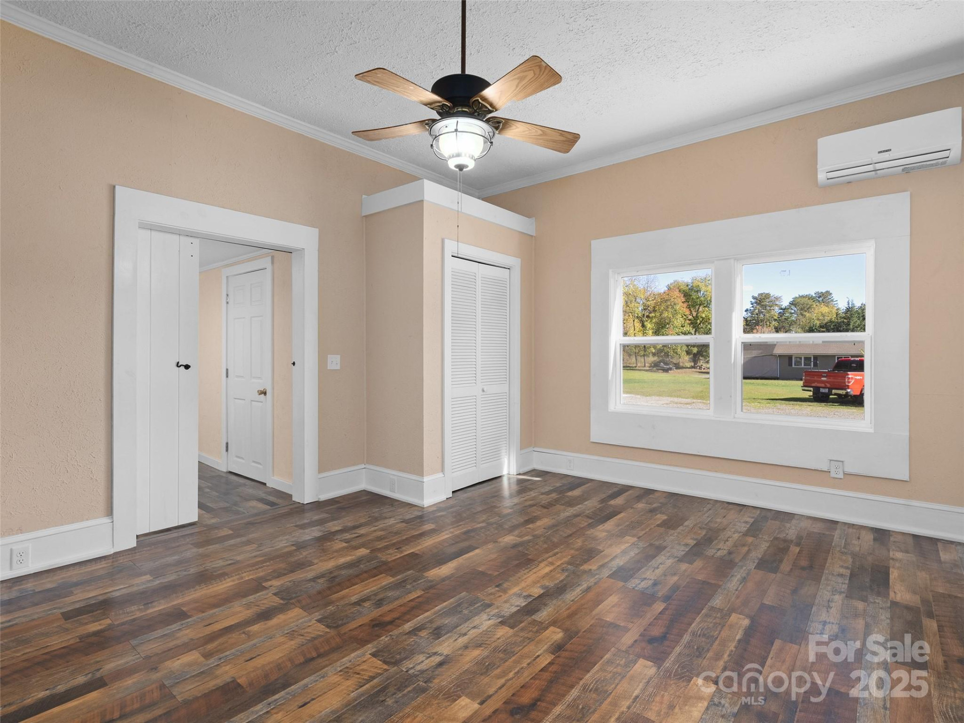 290 Killian Street - Photo 15