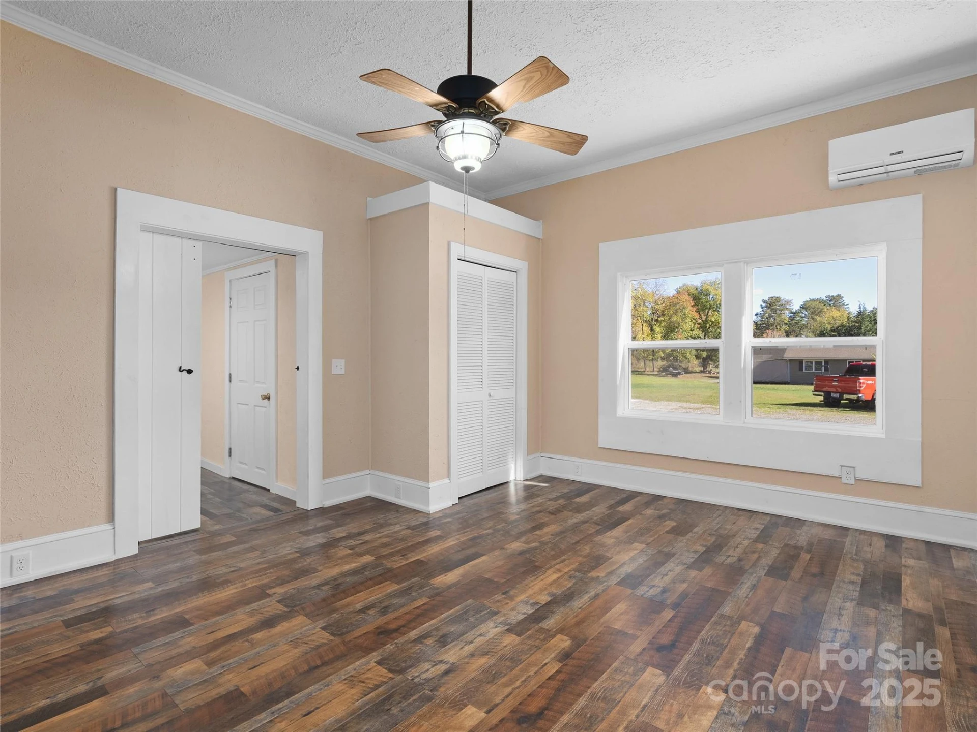 290 Killian Street - Photo 15